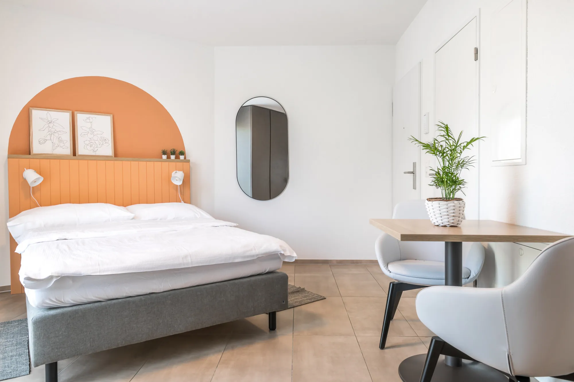 Distinctive 24m2 Design Studio For Work-from-home, 10 Min To Station #4