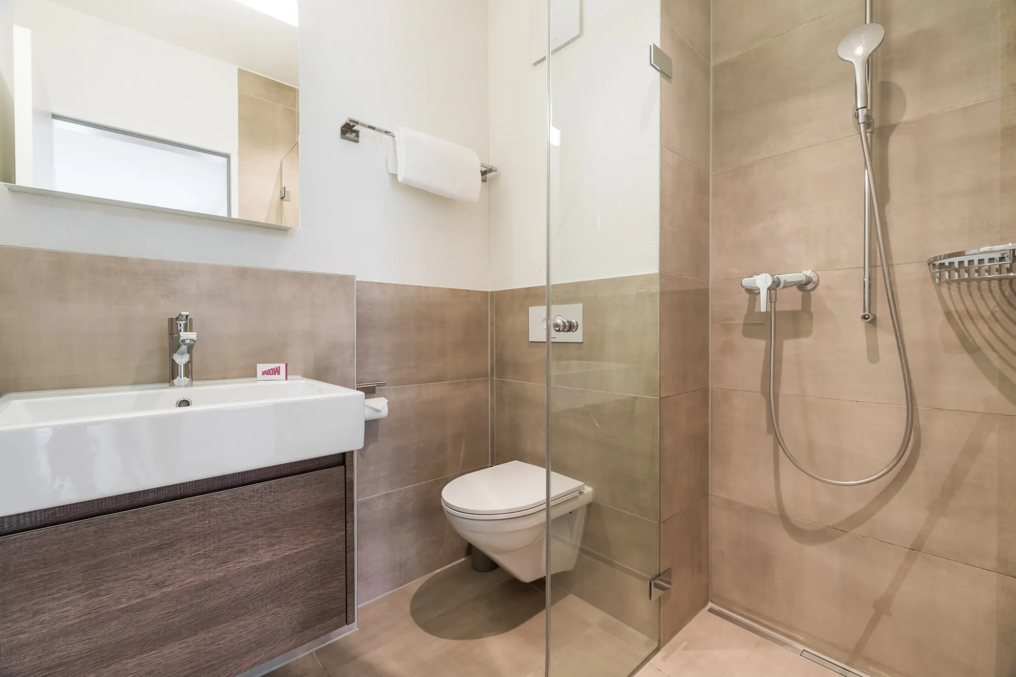 Curated 22m2 Studio With Balcony, Built For Work-from-home Stays #4