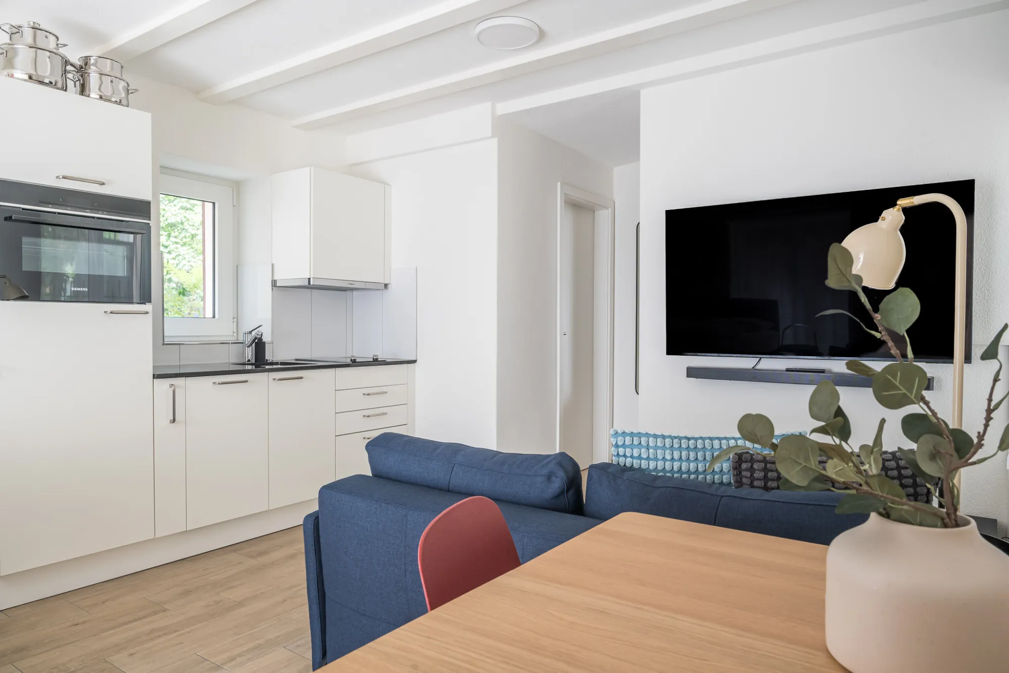 Curated Cozy Zurich Studio For Remote Work, 2 Min From Hauptbahnhof #4