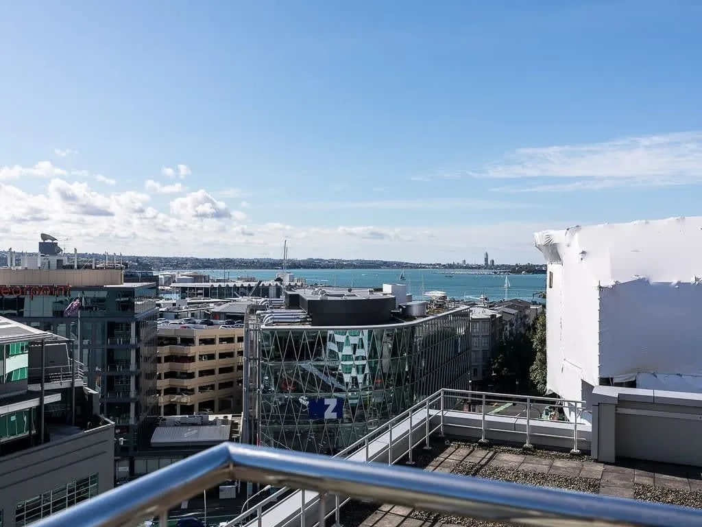 Cozy 1br Trendy Flat - Dedicated Workspace & Fast Wi-fi Near Sky Tower, Auckland #5