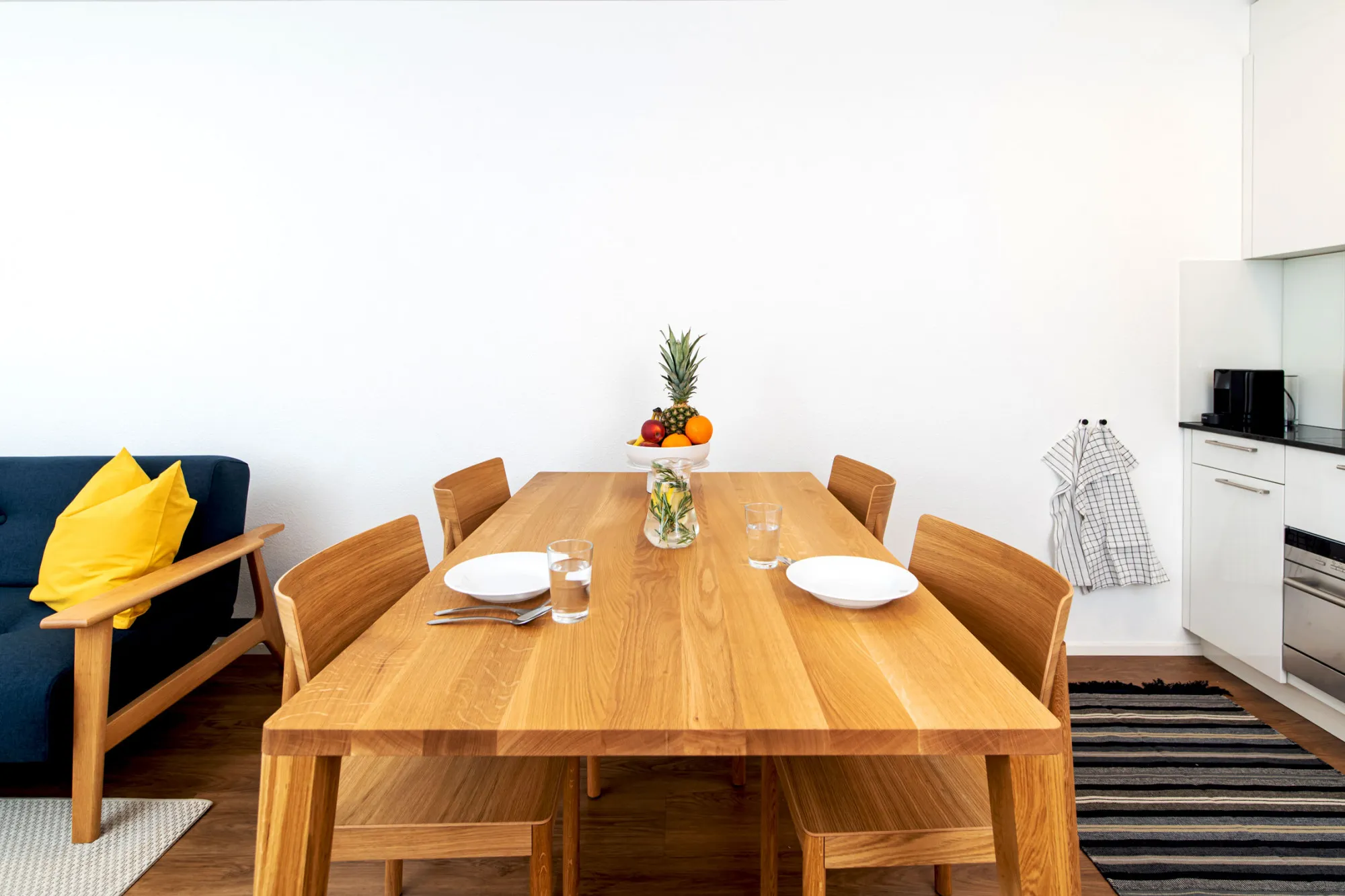 Refined Flat With Balcony, 8 Min To Train Station - For Work From Home #3