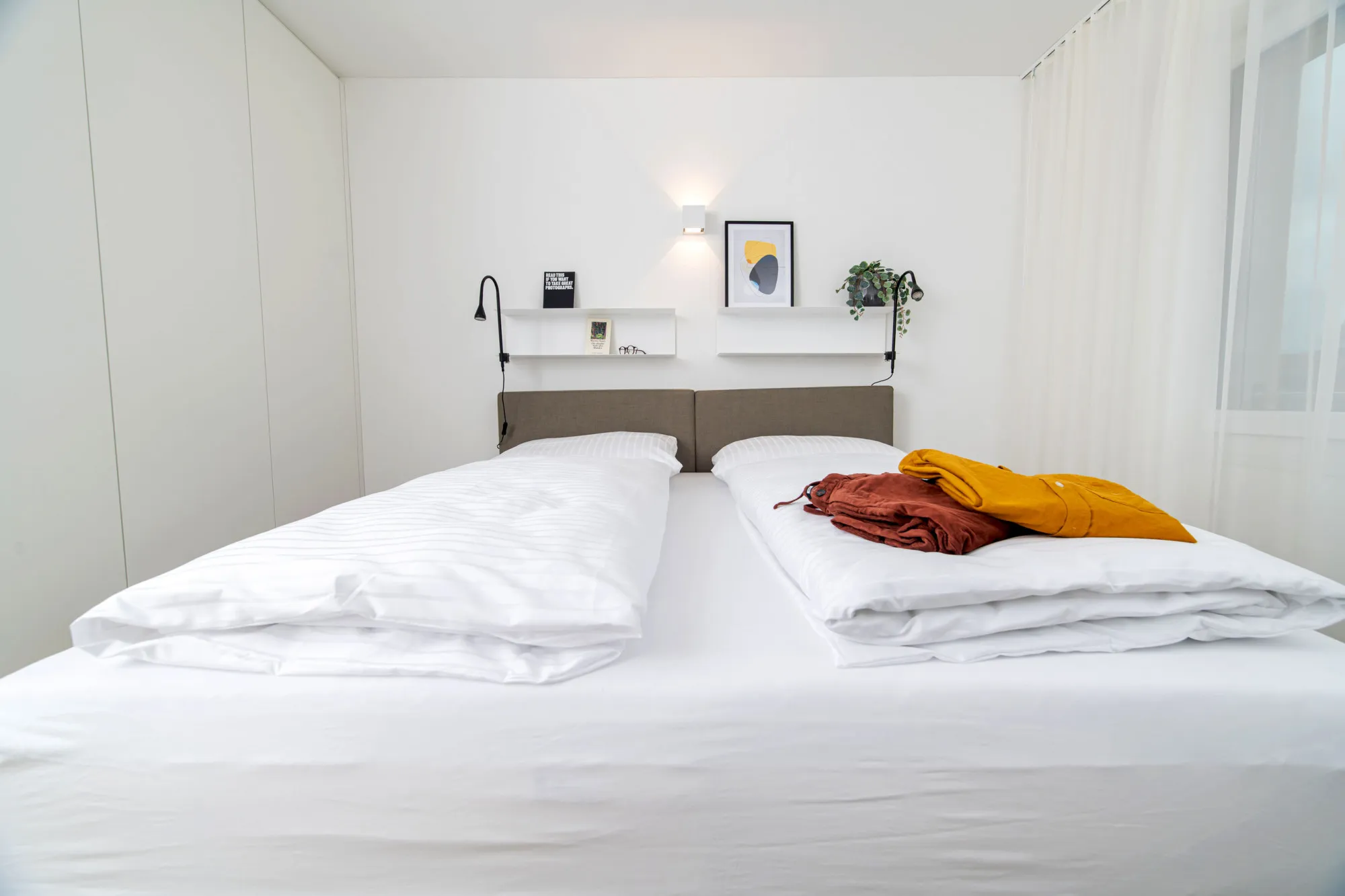 Refined Flat With Balcony, 8 Min To Train Station - For Work From Home #5
