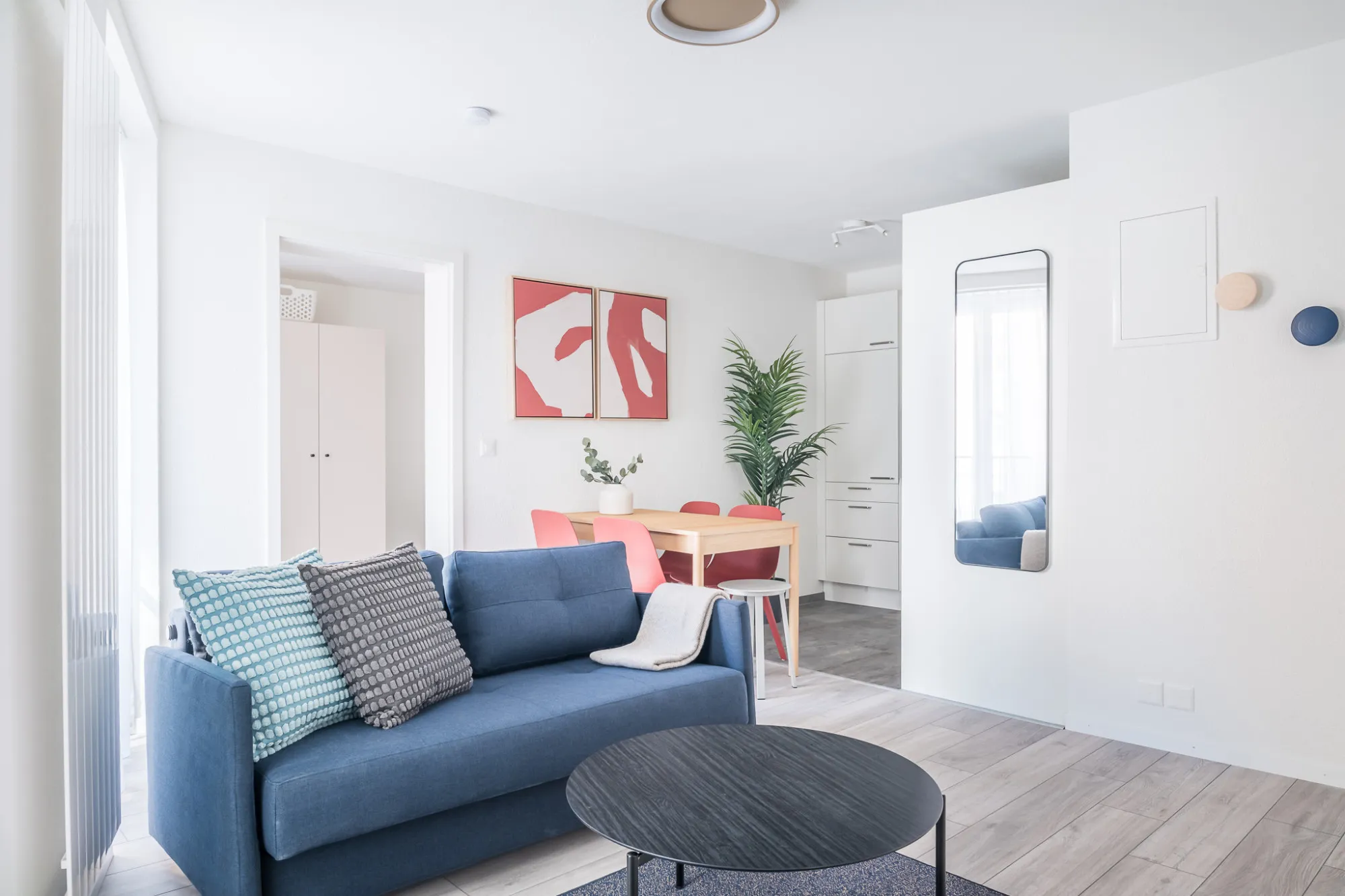 Designer Zurich Flat For Remote Work, 2 Min From The Main Station