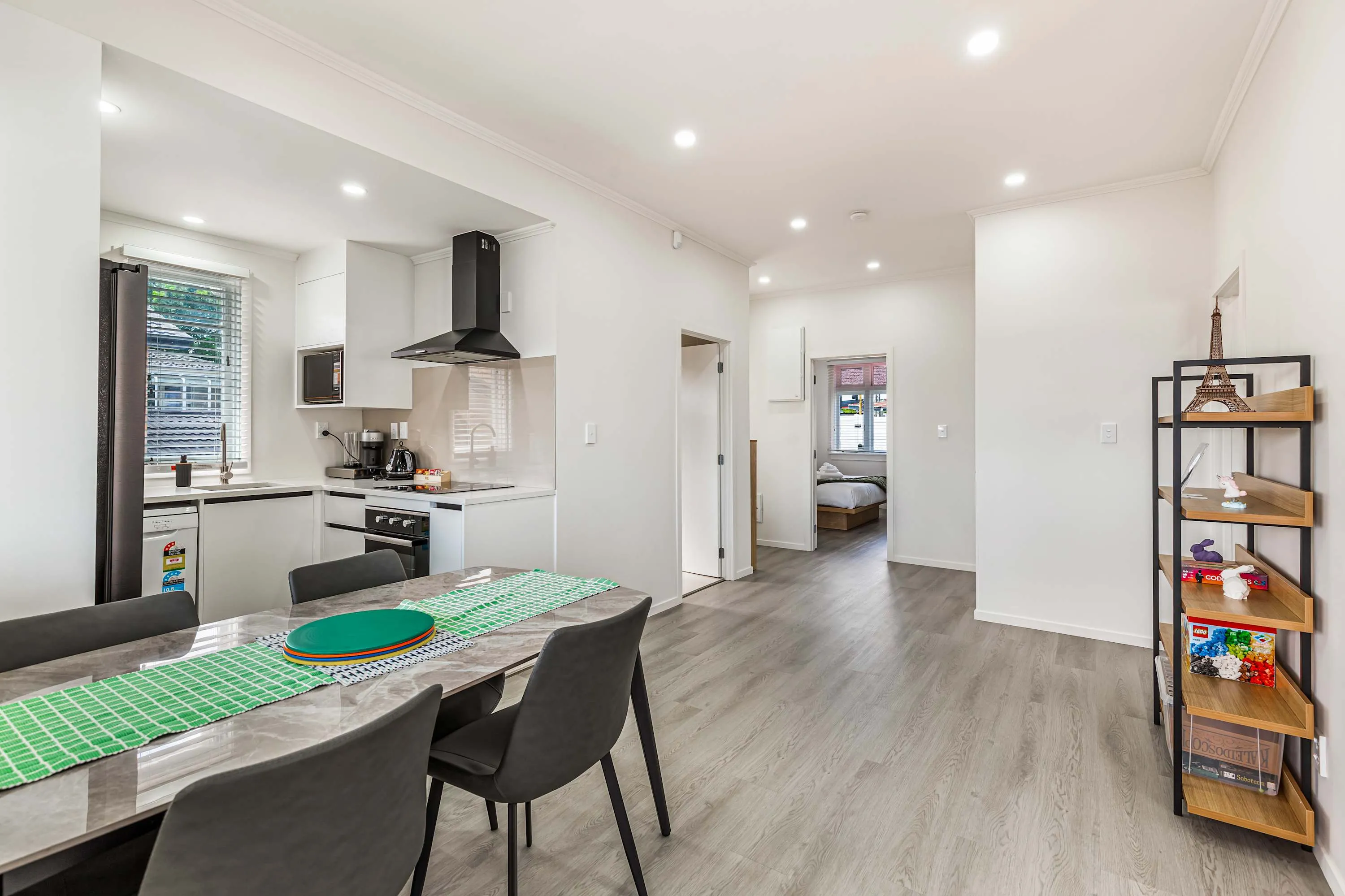 Intimate, Sophisticated 3br Flat In Auckland -- High-speed Wifi & Home Office #2