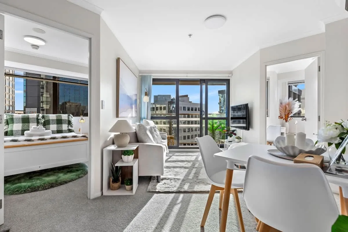 Modern Auckland Flat - Efficient 3br, Fast Wi-fi & Dedicated Home Office