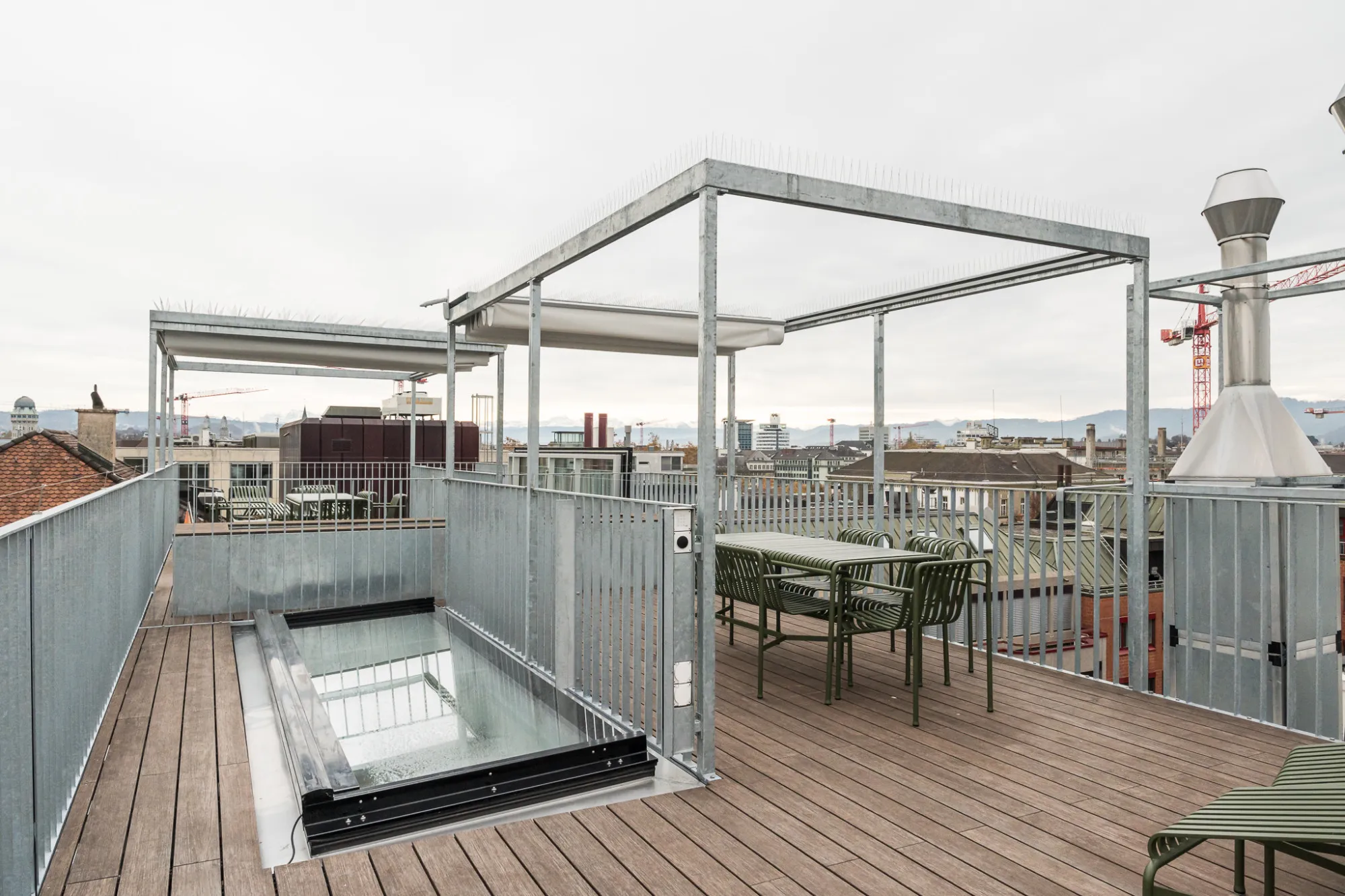 Airy 105m2 Zurich Flat With Rooftop For Work-from-home Stays #2