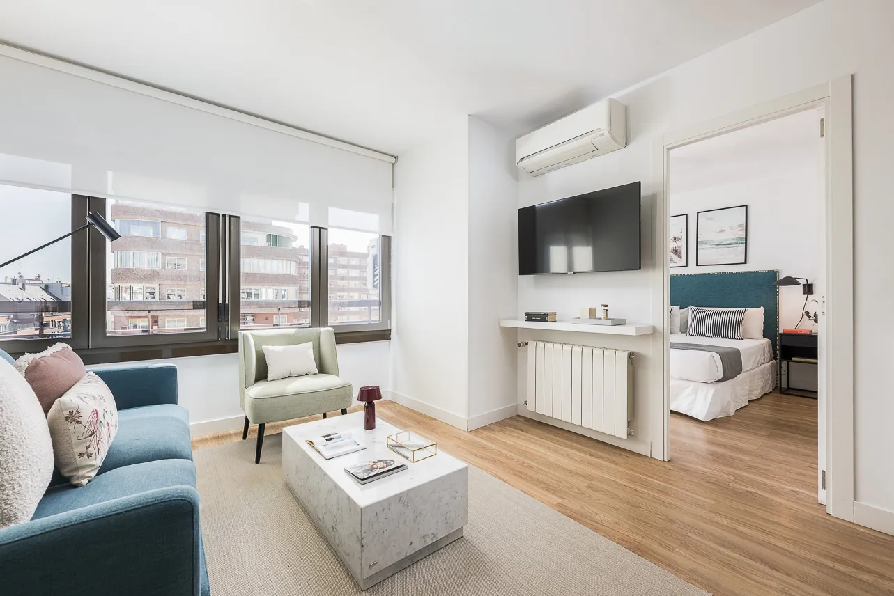 Contemporary Distinctive Flat (66m2) - Roomy 1br With Home Office Setup In Madrid #4