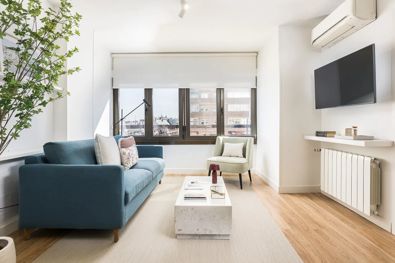 Contemporary Distinctive Flat (66m2) - Roomy 1br With Home Office Setup In Madrid #3