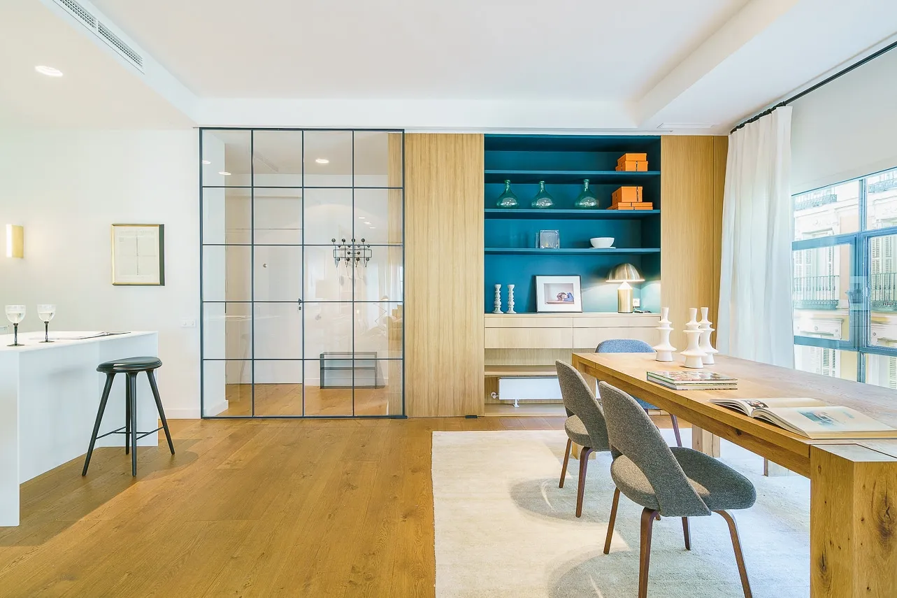 Vast Madrid Flat With Dedicated Home Office And Modern Comforts For Remote Work #3