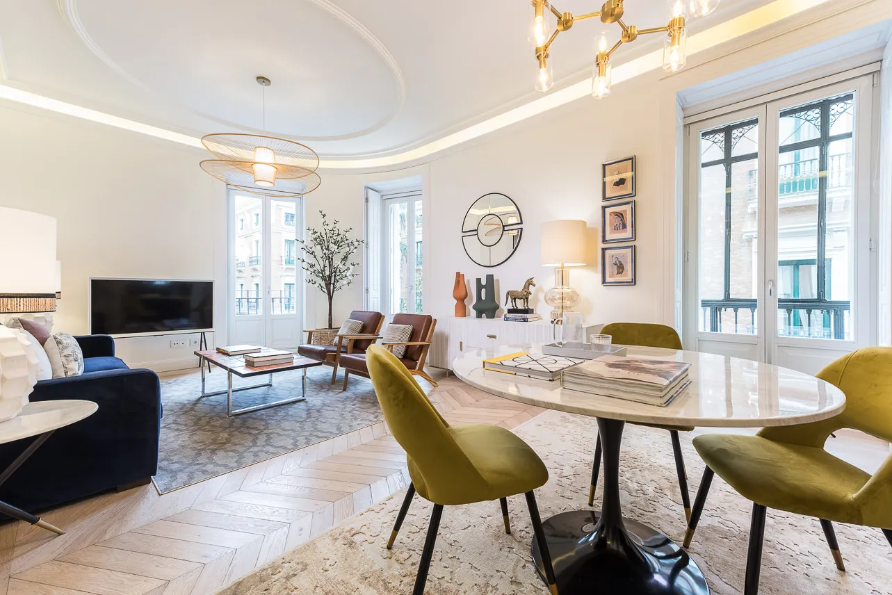 Spacious Madrid Flat With Dedicated Home Office And Fast Wi-fi For Remote Work #2