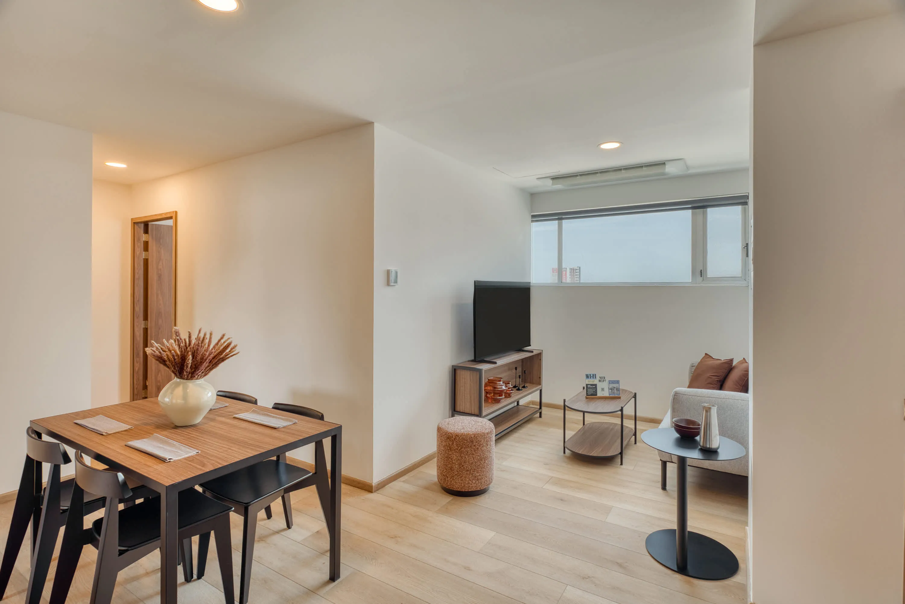 Spacious Barrio Antiguo Flat: 2br With Dedicated Home Office, Monterrey #2