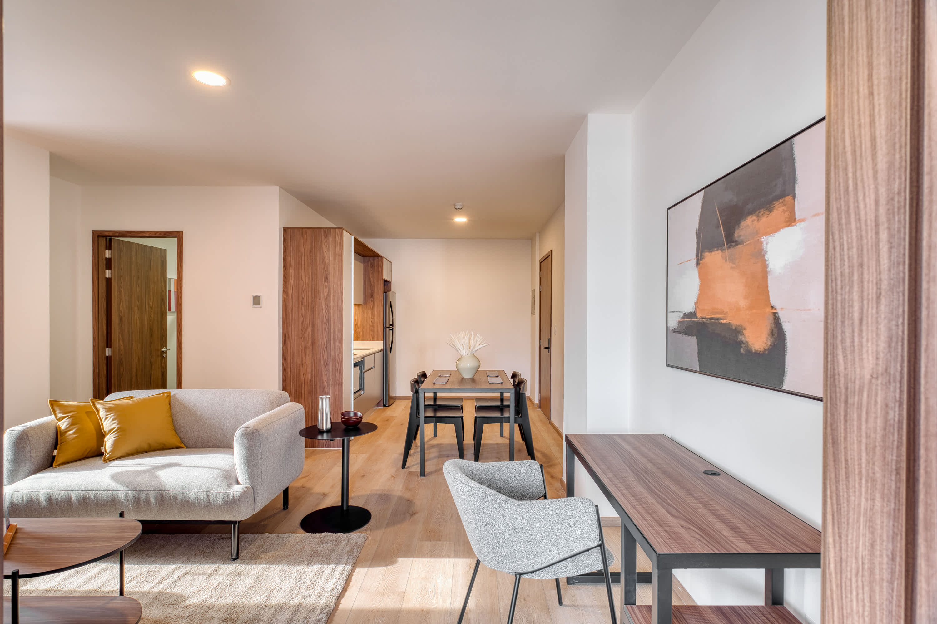 Trendy Charming 1br Urban Flat With Workspace In Historic Barrio Antiguo