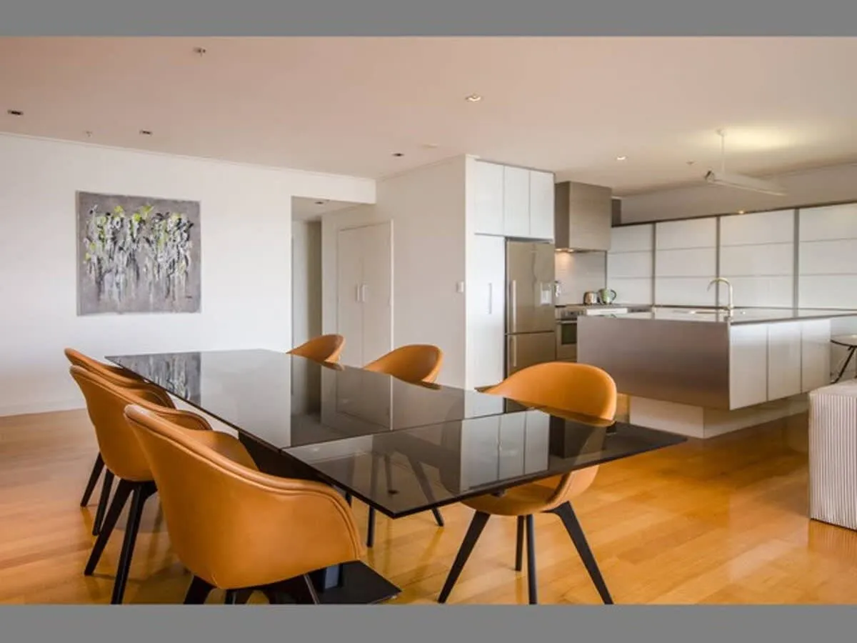 Chic Intimate Auckland Flat - Digital-nomad Ready Wfh Nook, 2br, Harbour View #5