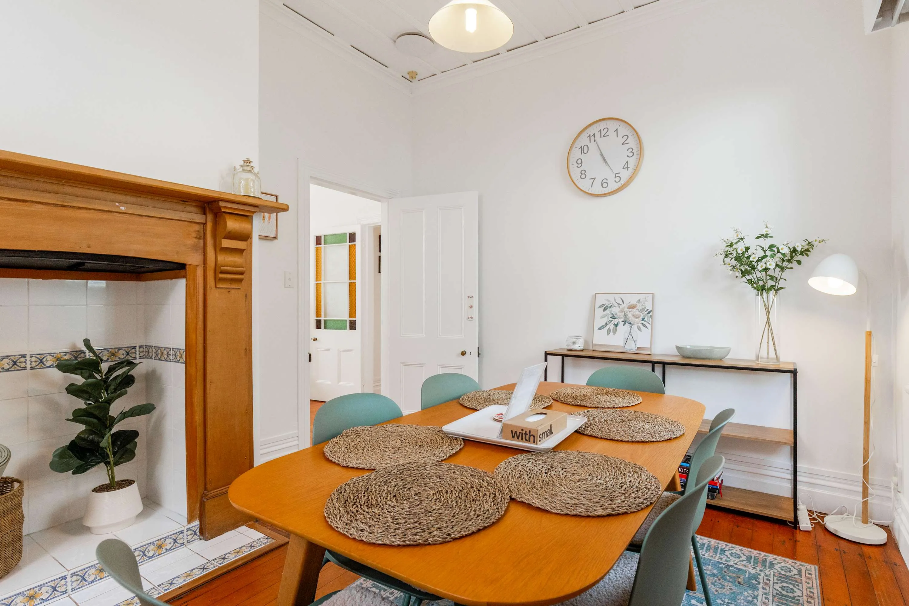 Compact Contemporary Metro Flat In Auckland - 3br, Pro Home Office For Digital Nomads #3