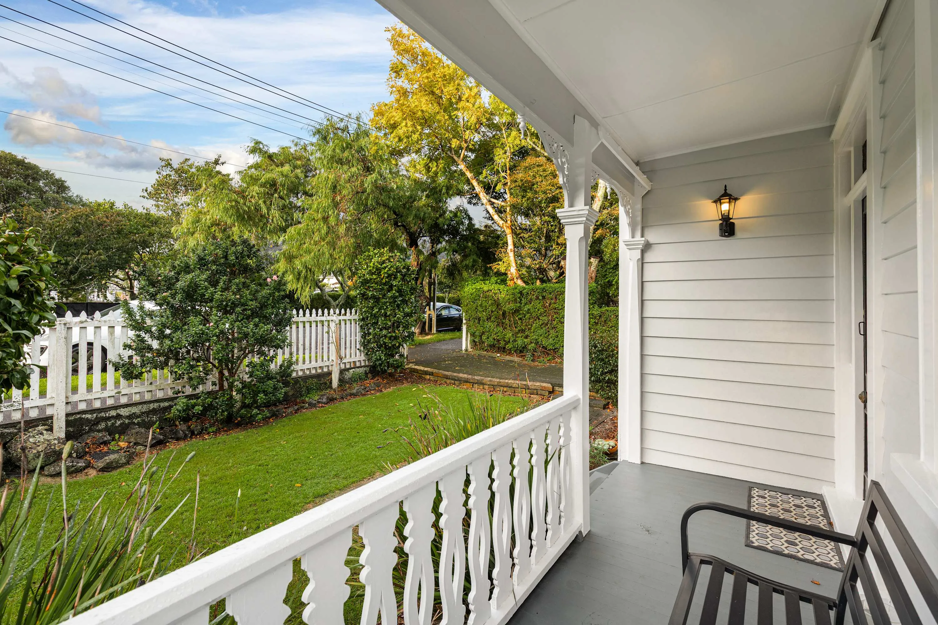 Compact Contemporary Metro Flat In Auckland - 3br, Pro Home Office For Digital Nomads #4