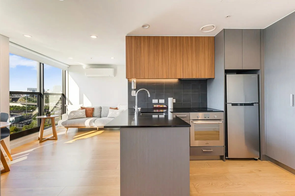 K Road Urban Flat - Efficient 1-bed, Dedicated Home Office & Fast Wifi For Remote Work #5