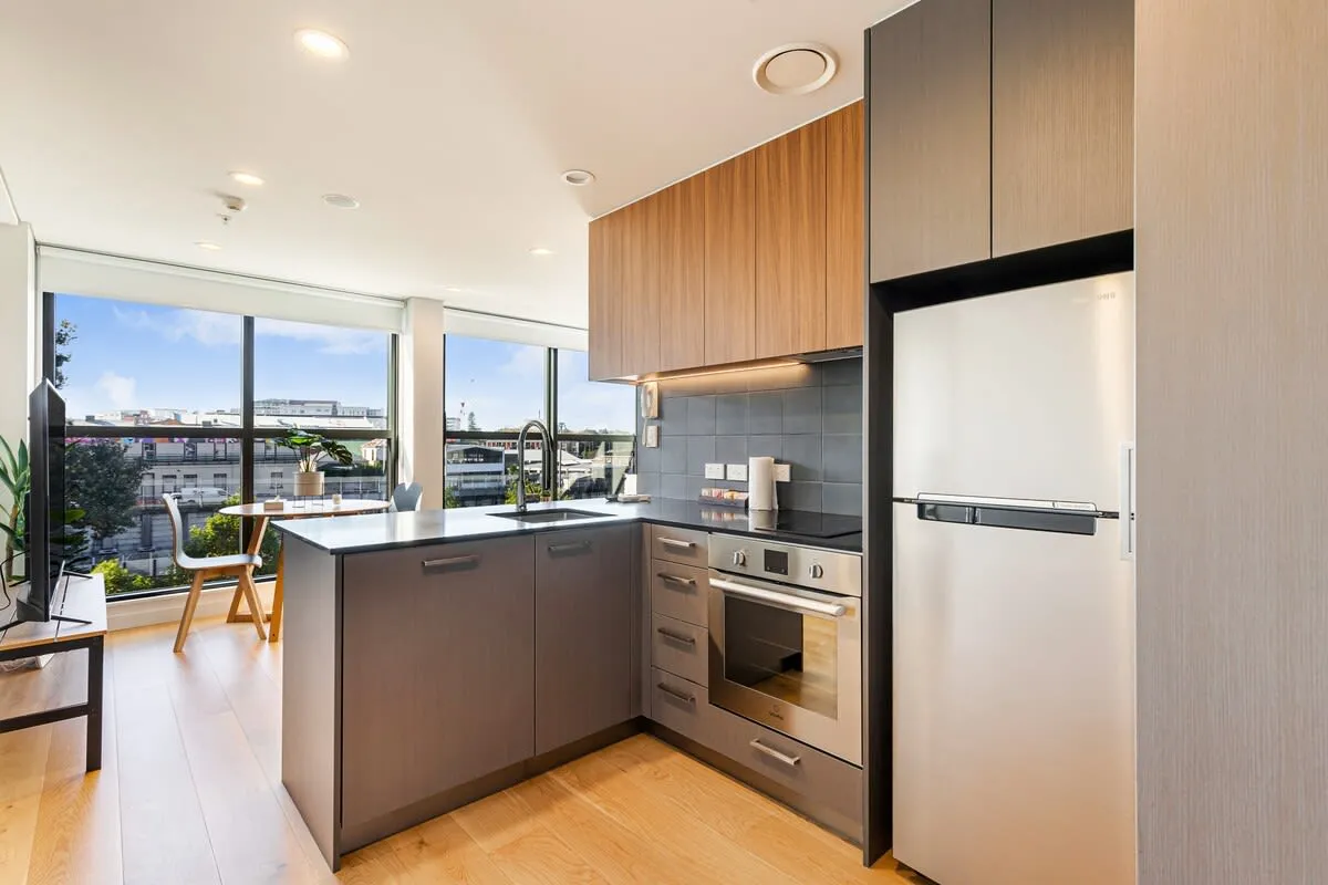 K Road Urban Flat - Efficient 1-bed, Dedicated Home Office & Fast Wifi For Remote Work #2