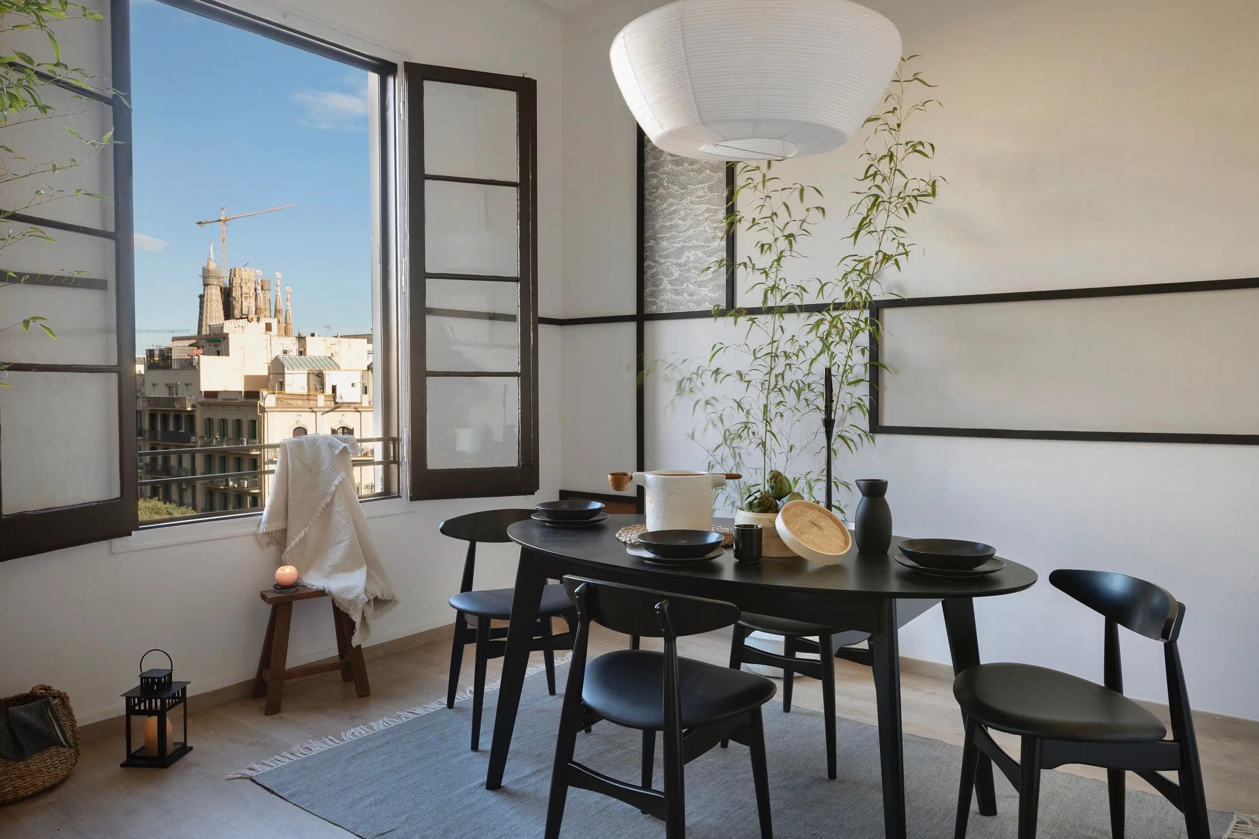 Modern 3-bed Flat With Ultra-fast Wifi & Pro Workspace In Barcelona City Center #2
