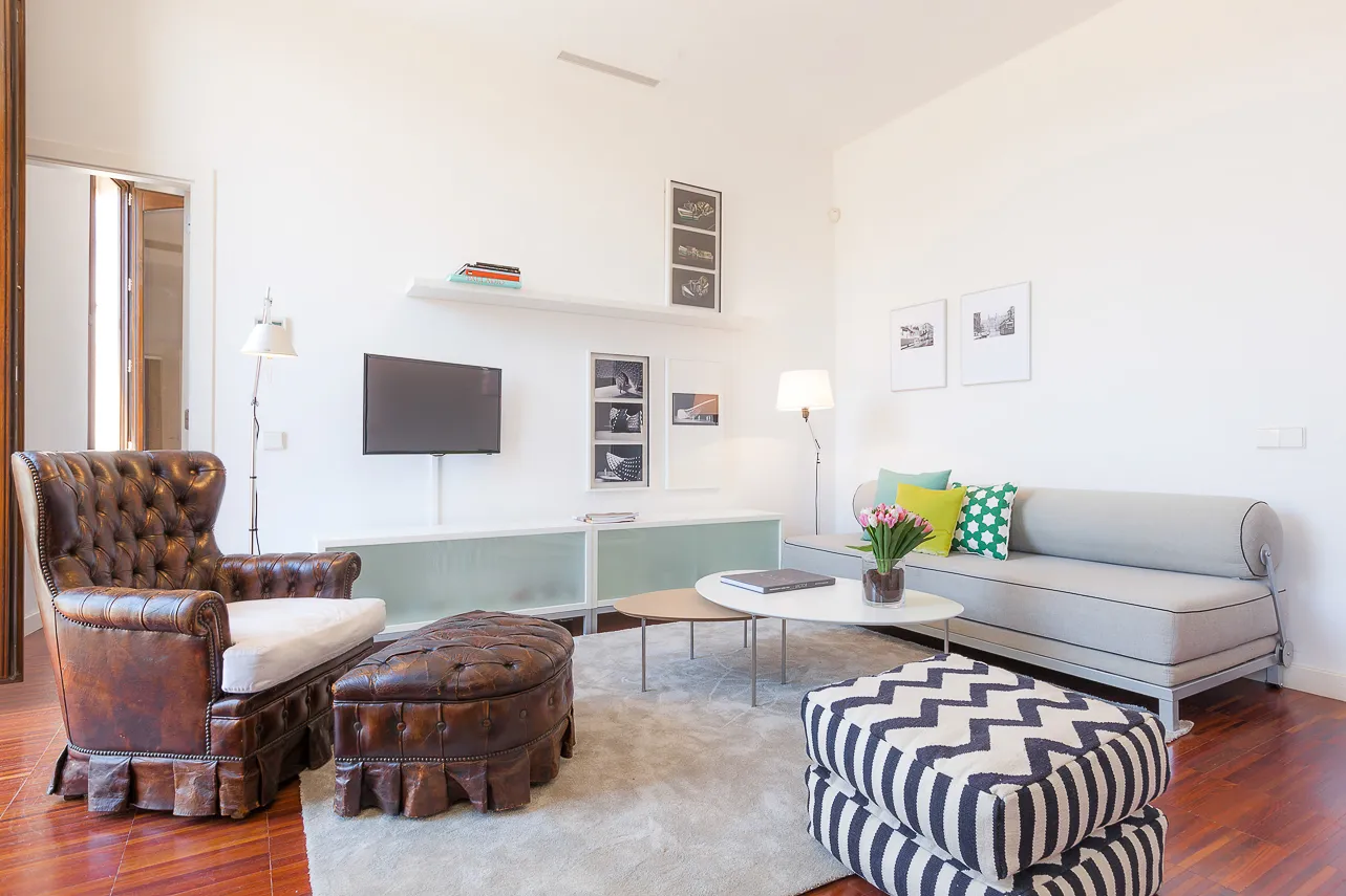 Modern 55m2 Flat With Dedicated Home Office In Valencia For Remote Work Flexibility #4