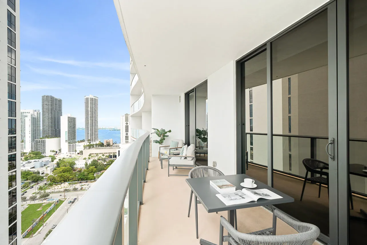 Stylish 1-bed Apartment With Cozy Workspace In Miami For Remote Work Flexibility #5