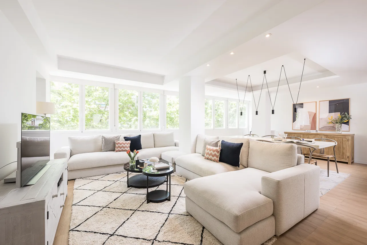 Sophisticated Madrid Penthouse 180m2 -- Expansive 4br With Digital Nomad-ready Home Office #2
