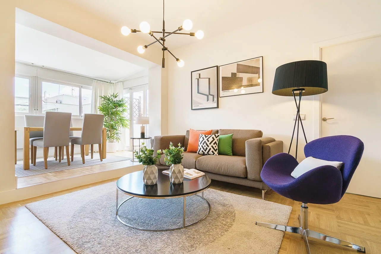 Urban Madrid Flat With Bright Home Office And Comfortable Living Space For Remote Work #3