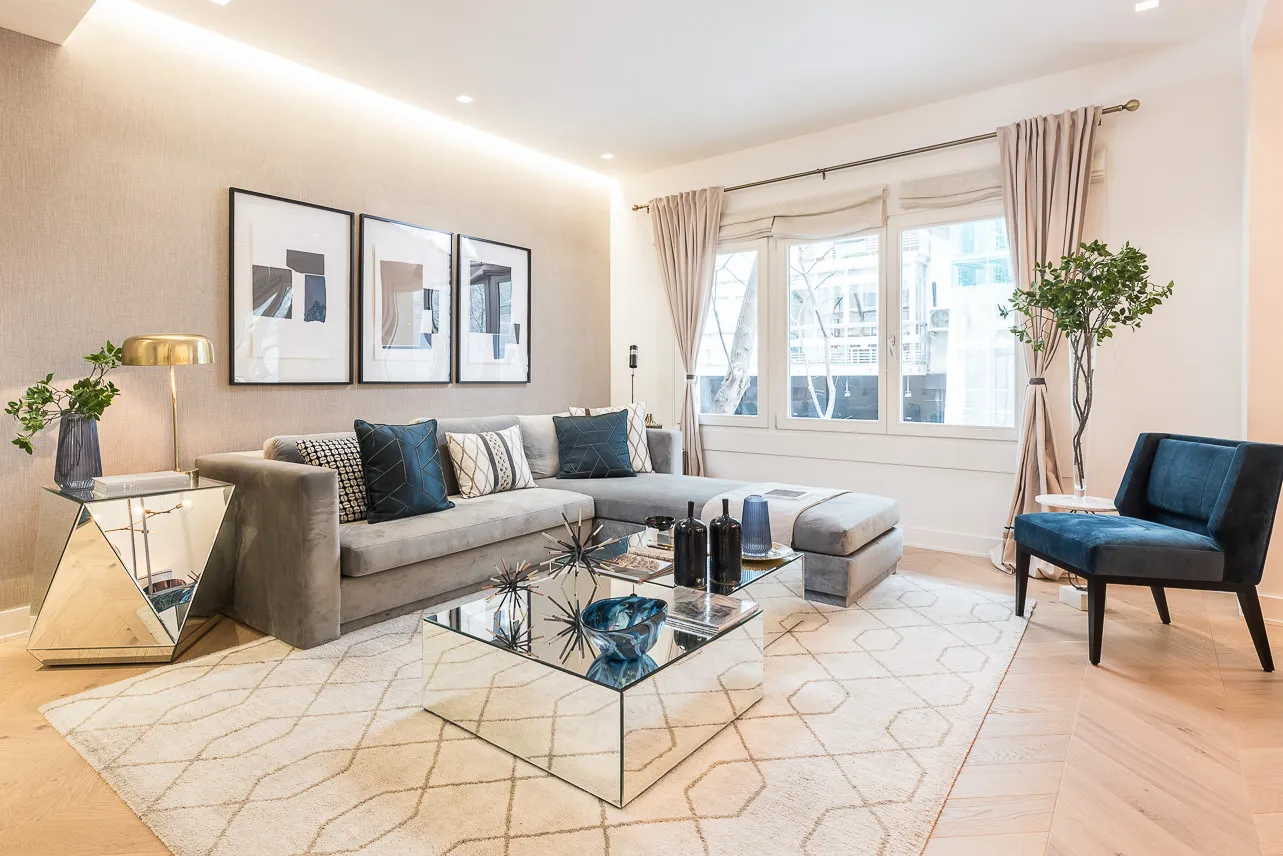 Impressive Madrid Penthouse With Generous Home Office And 4 Bedrooms For Remote Work #3