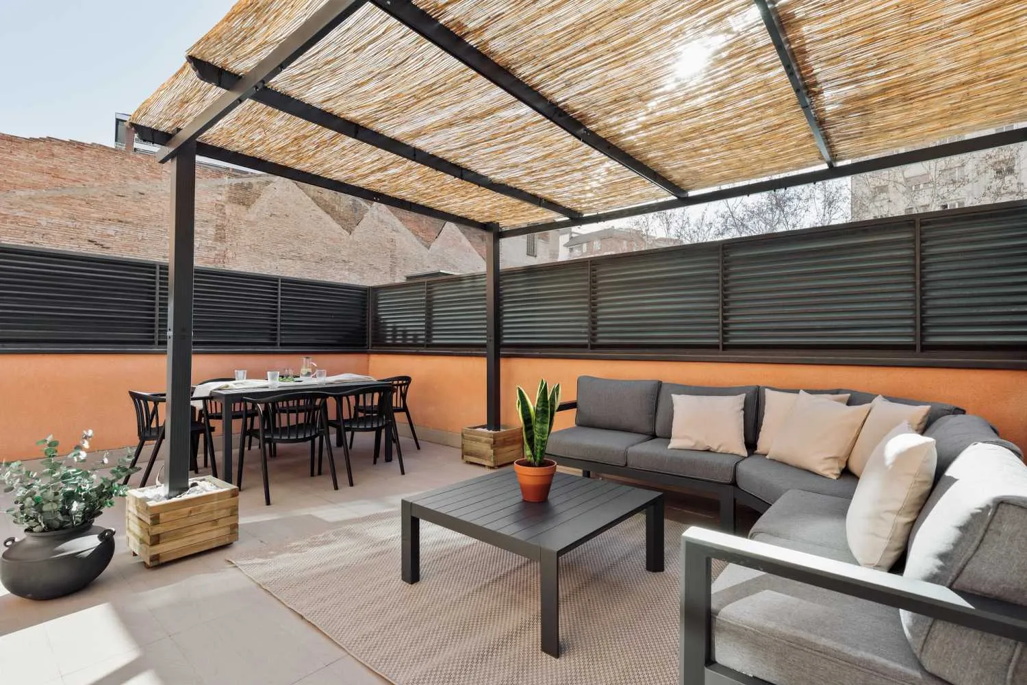 Vast Chic Penthouse In Barcelona With Ultra-fast Wifi And Professional Home Office Setup #5
