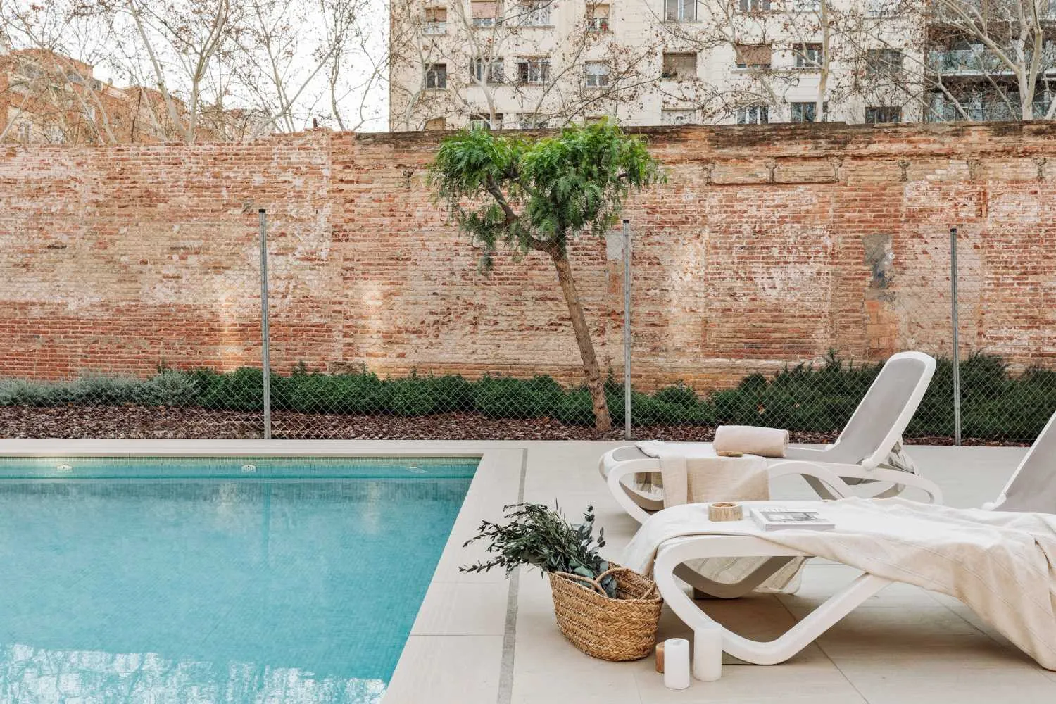 Vast Chic Penthouse In Barcelona With Ultra-fast Wifi And Professional Home Office Setup #3