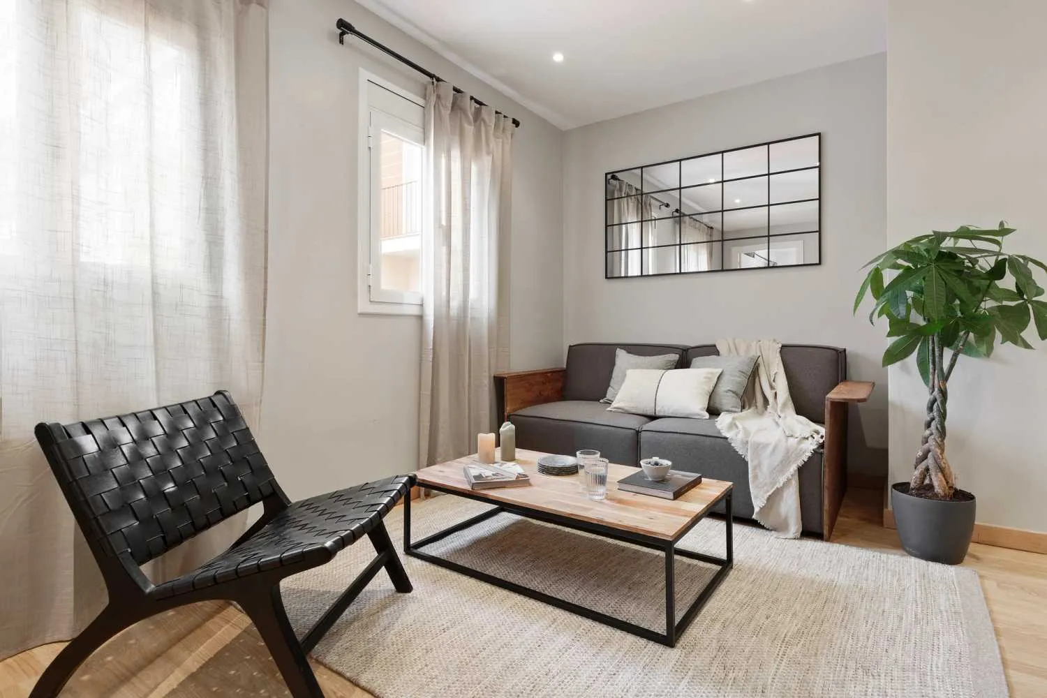 Cozy 44m2 Barcelona Flat With High-speed Fiber And Professional Home Office Setup #5
