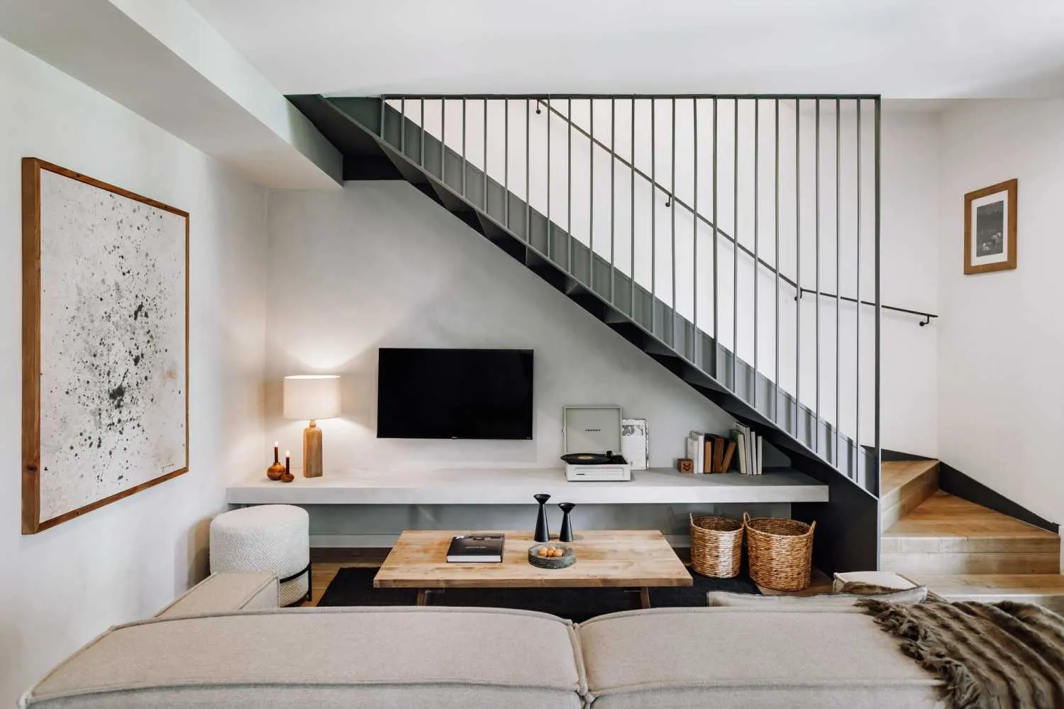 Curated Barcelona Flat With Ultra-fast Wifi And Pro Workspace For Remote Professionals #2