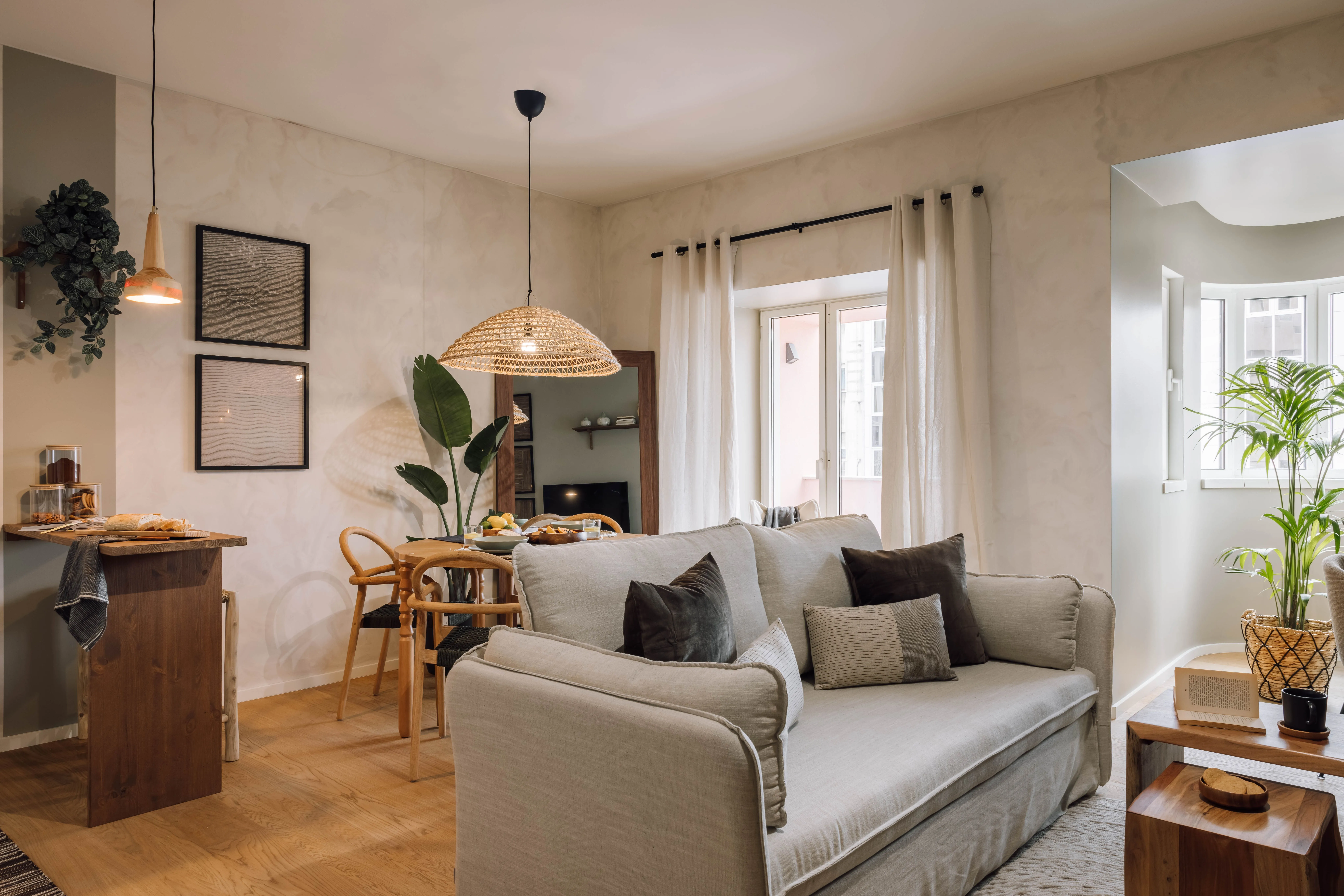 Elegant 60m2 Lisbon Flat With High-speed Fiber & Pro Workspace For Digital Nomads #2