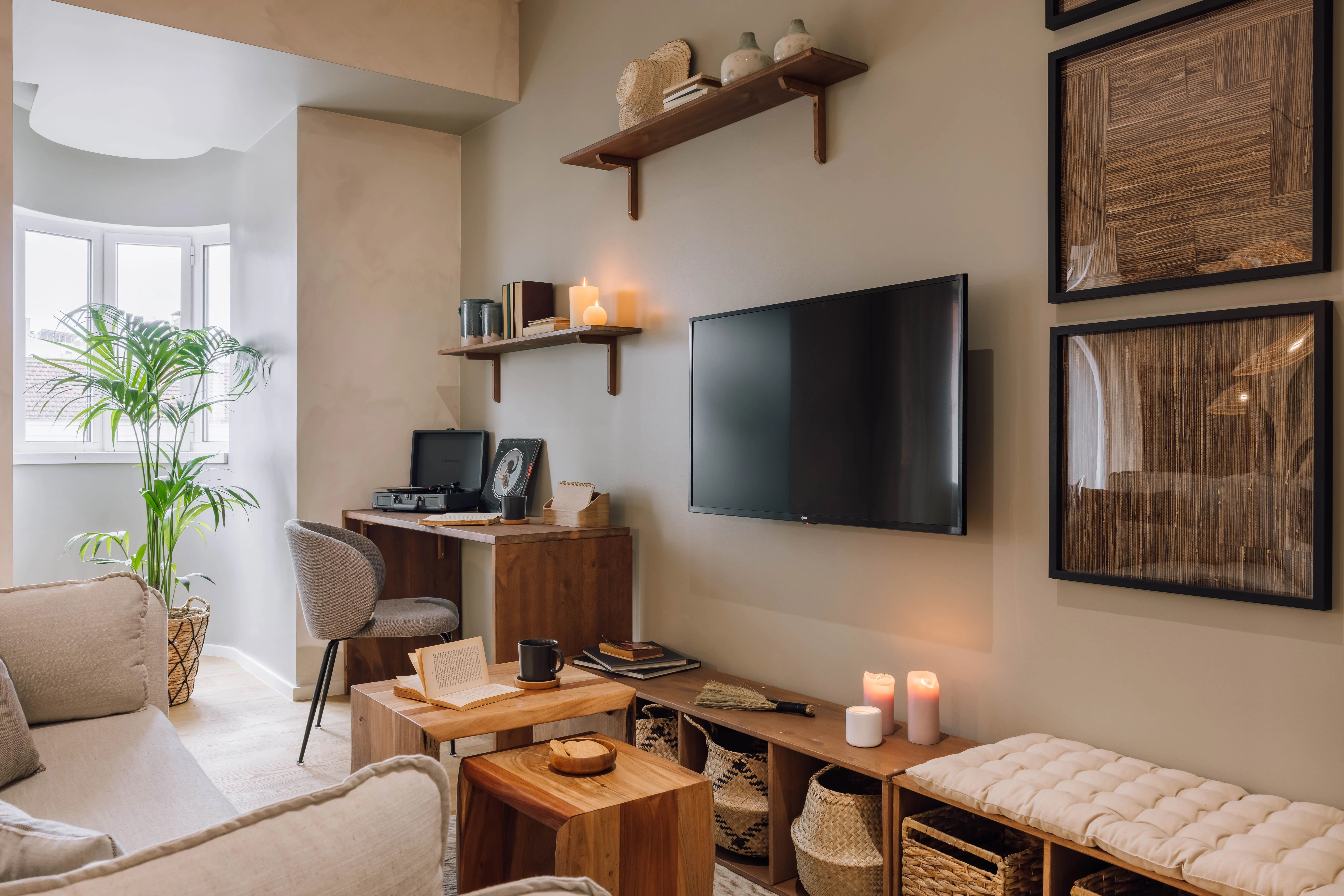 Elegant 60m2 Lisbon Flat With High-speed Fiber & Pro Workspace For Digital Nomads #4