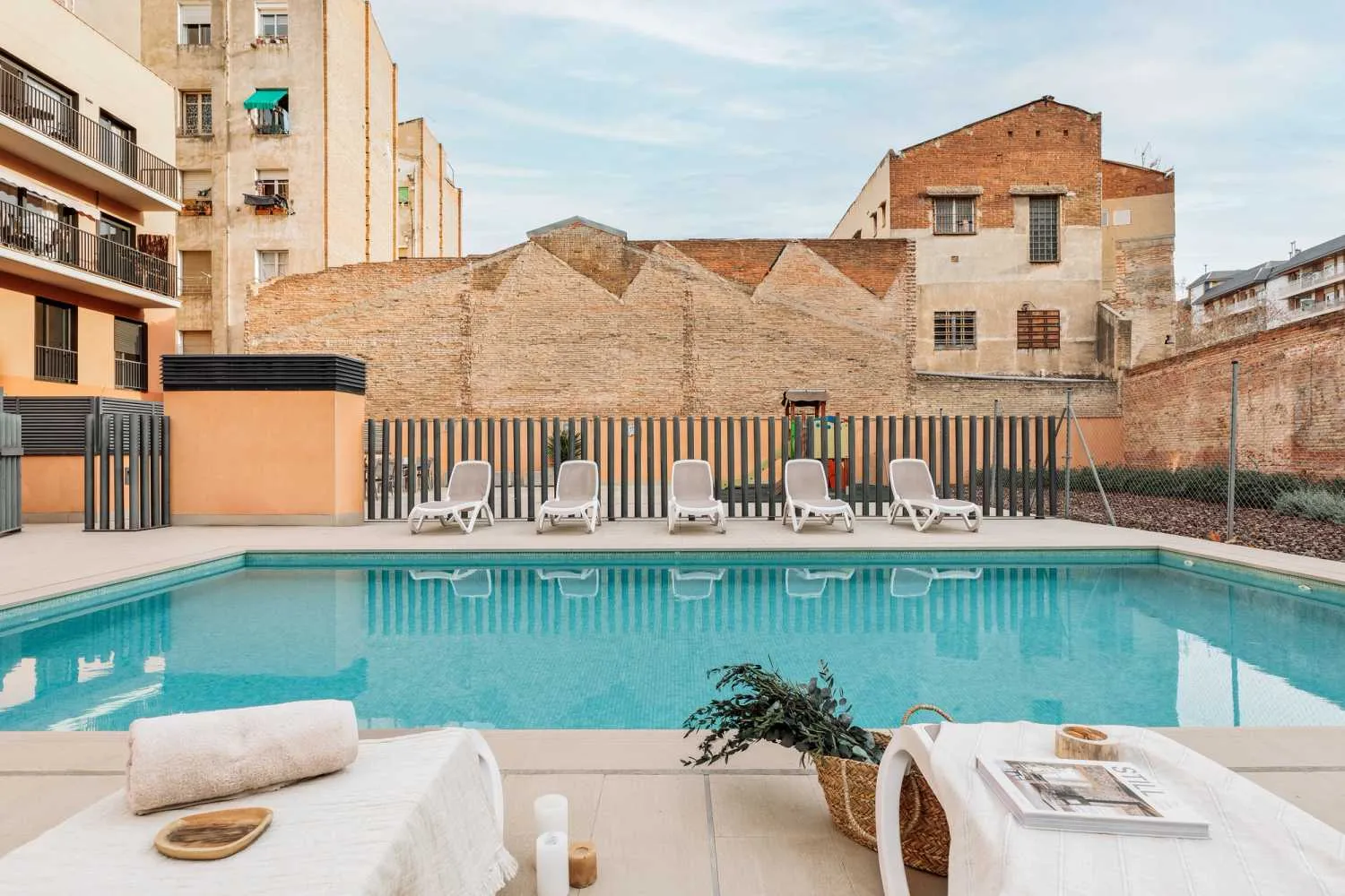Upscale 3br Flat With Ultra-fast Wifi & Pro Audio For Remote Work In Barcelona #2