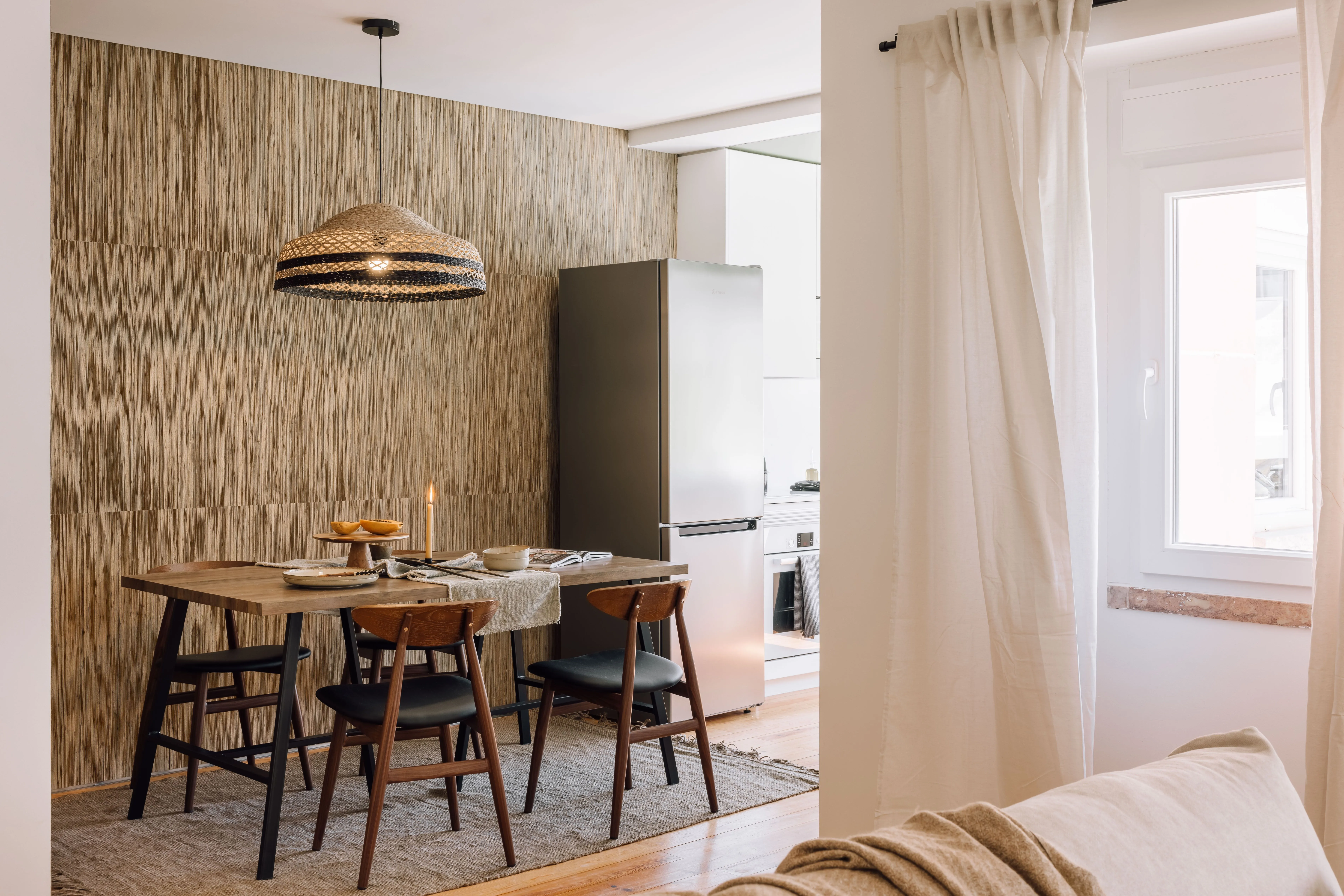 Refined Lisbon Flat With Ultra-fast Wifi & Pro Home Office Amenities For Remote Work #5