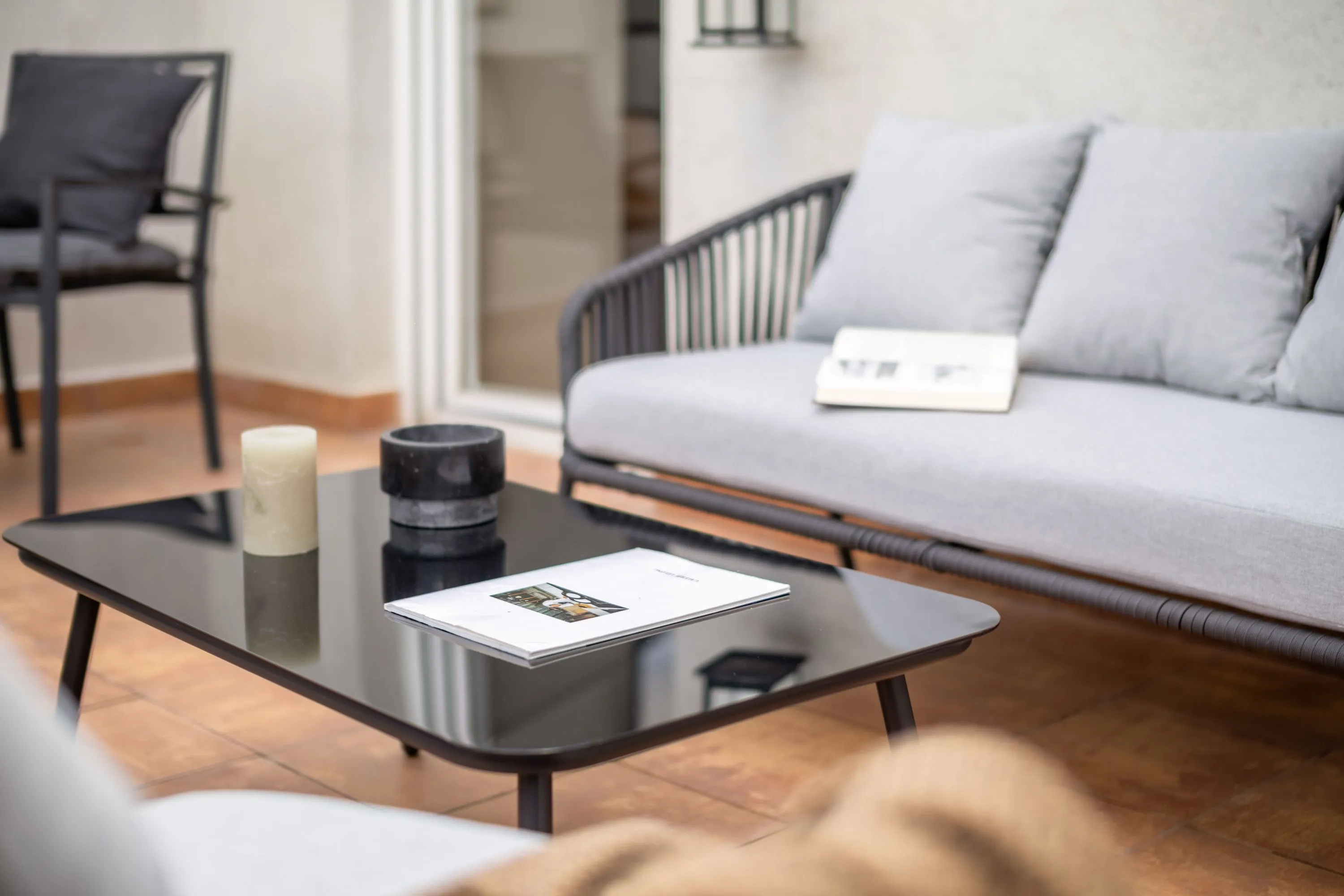 Modern Madrid Flat With Gigabit Internet And Pro Workspace For Remote Professionals #4