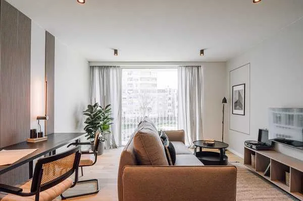 Contemporary Lisbon Flat With Premium Home Office & Fast Fiber Internet #3