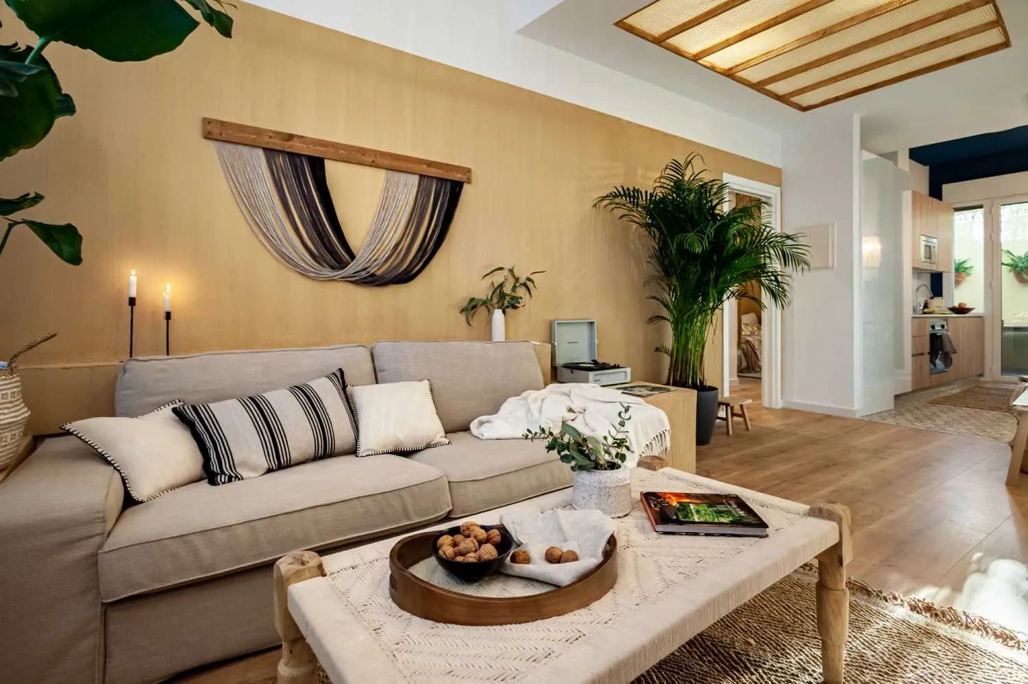 Upscale 2-bed Barcelona Flat With Pro Workstation & Streaming Setup For Digital Nomads #2