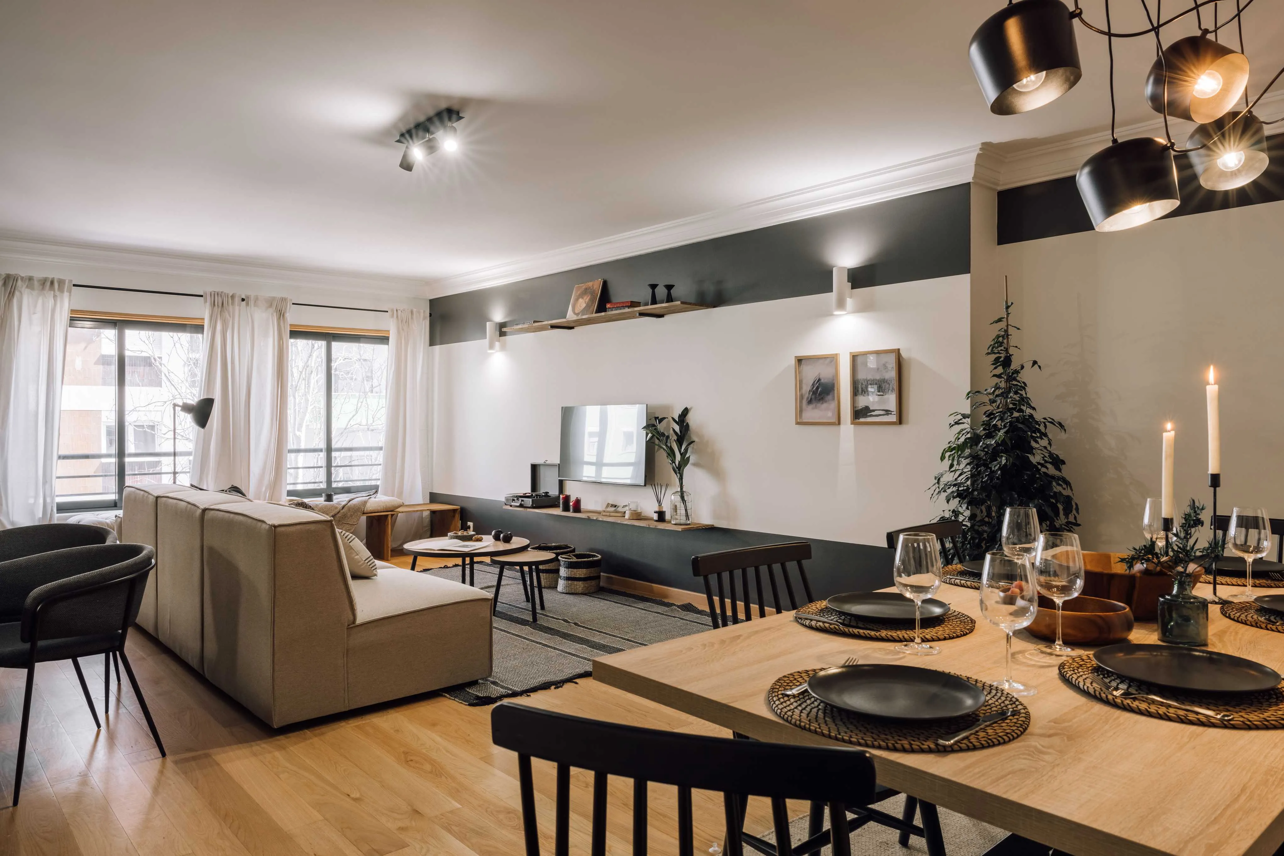 Luxury Lisbon Penthouse With Gigabit Internet And Professional Remote Work Setup #5