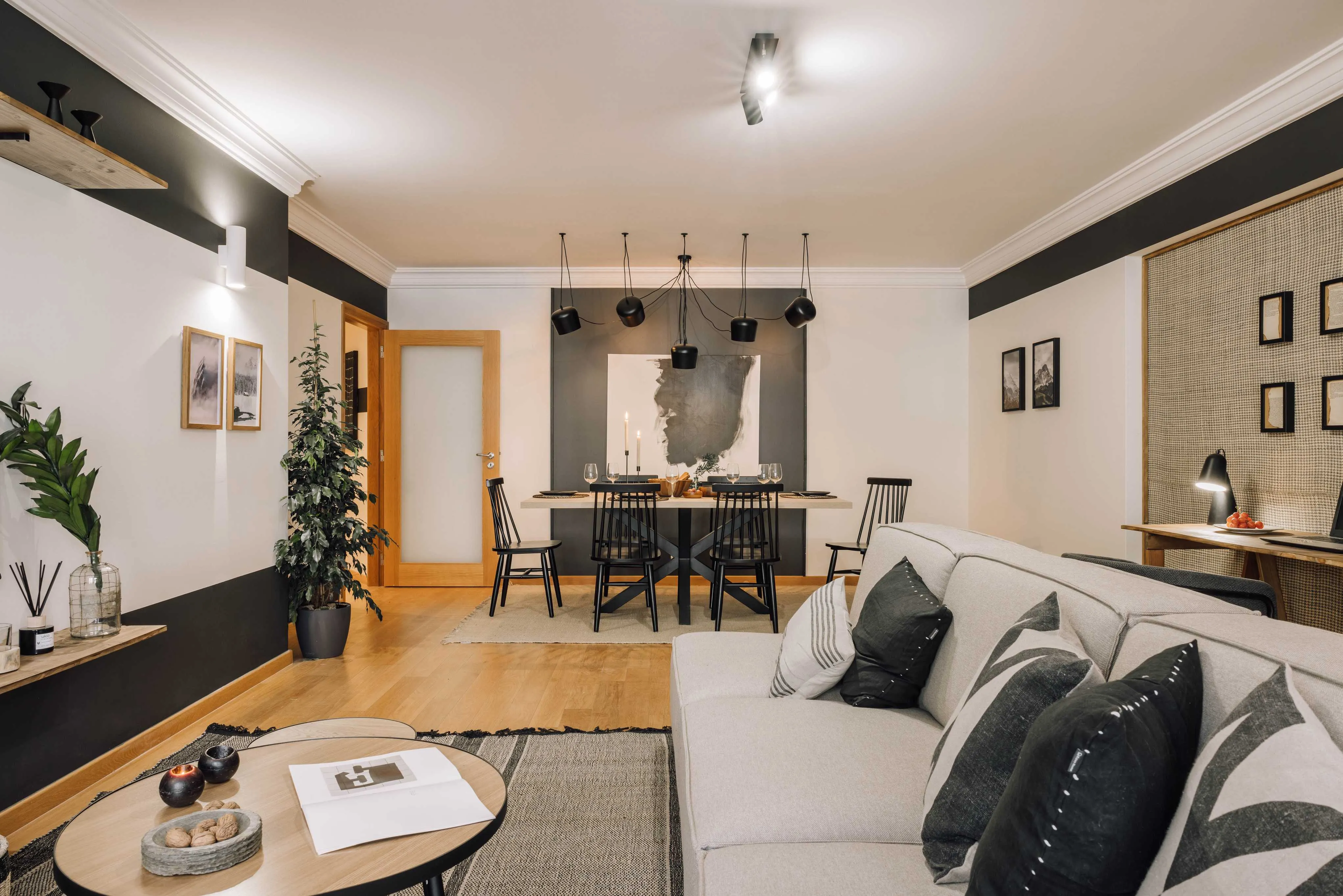 Luxury Lisbon Penthouse With Gigabit Internet And Professional Remote Work Setup #4