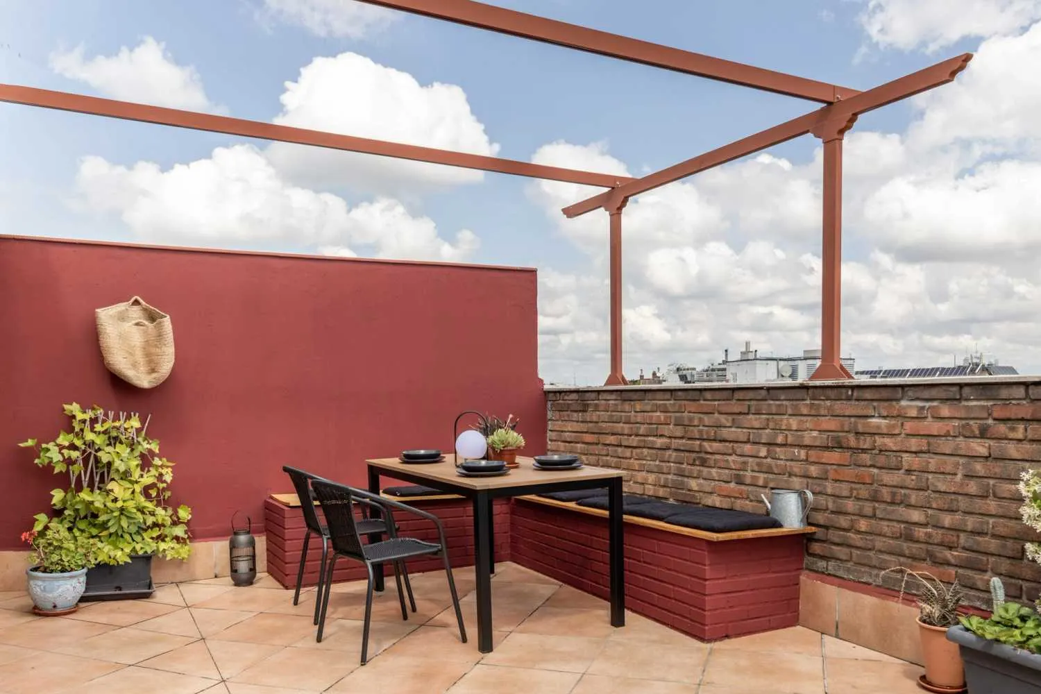 Upscale Madrid Flat With Gigabit Internet & Pro Home Office For Digital Nomads #3
