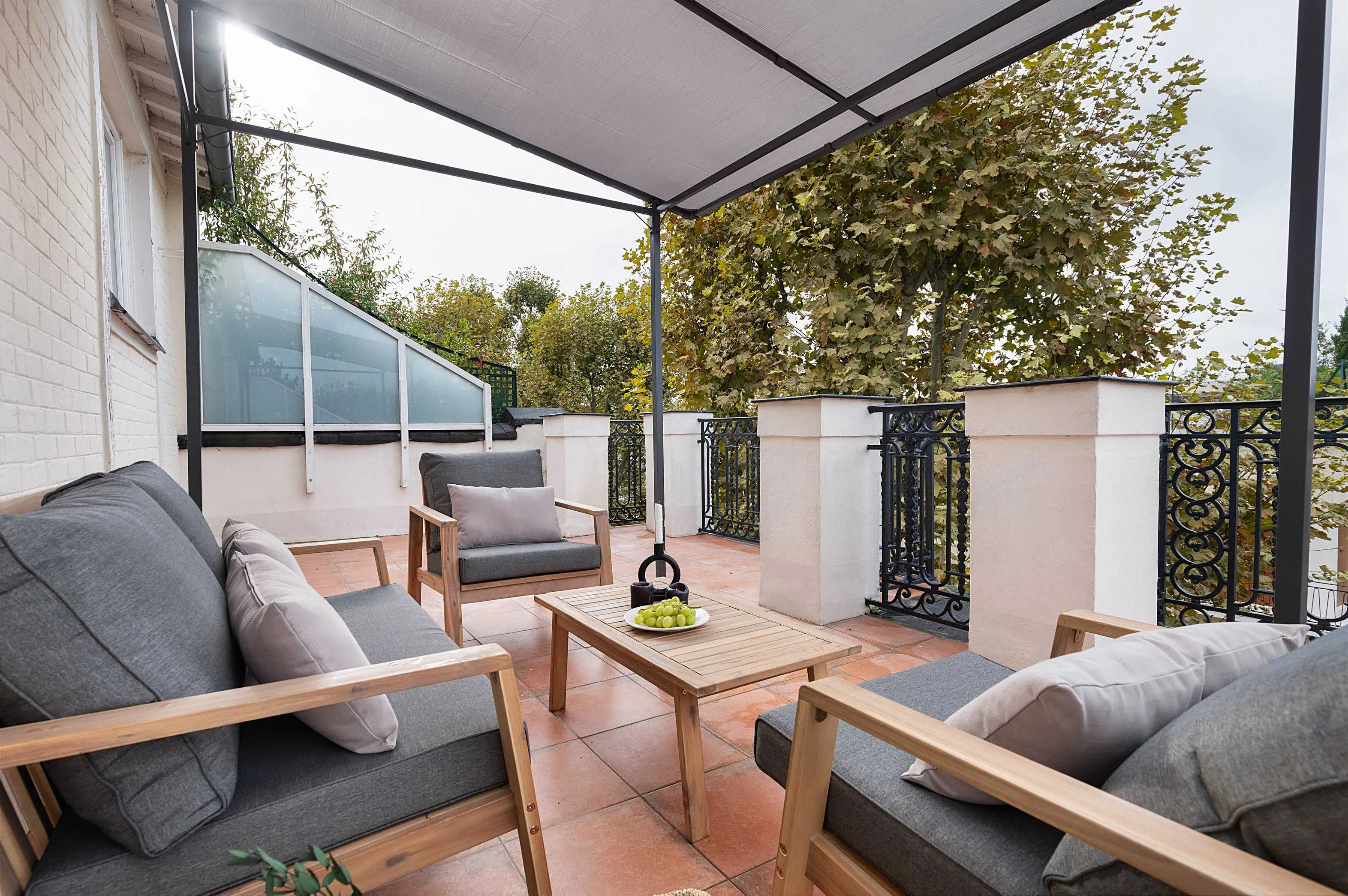 Vast Paris Flat With Ultra-fast Wifi, Pro Monitors & Modern Kitchen For Digital Nomads #5