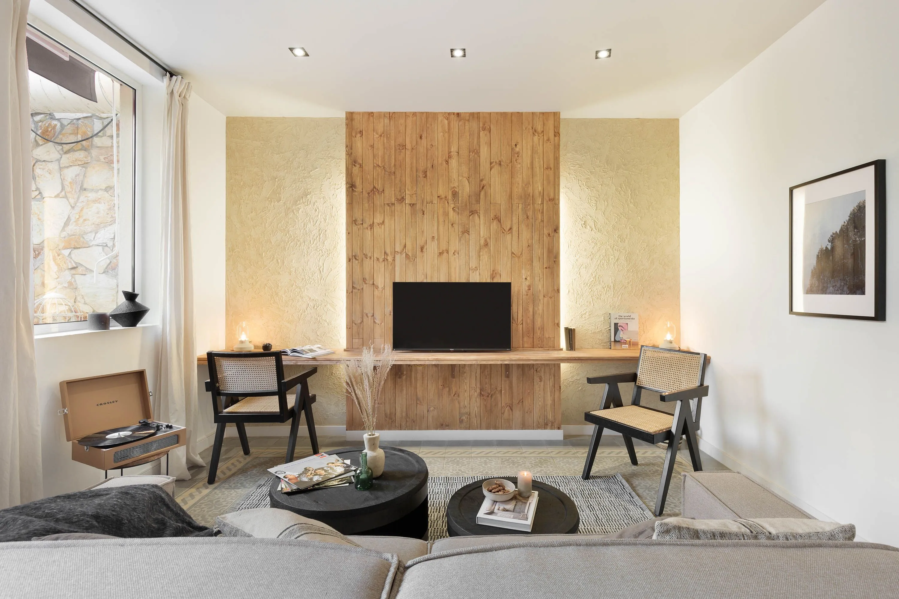 Contemporary 73m2 Barcelona Flat With Gigabit Internet & Pro Office Setup For Digital Nomads #3