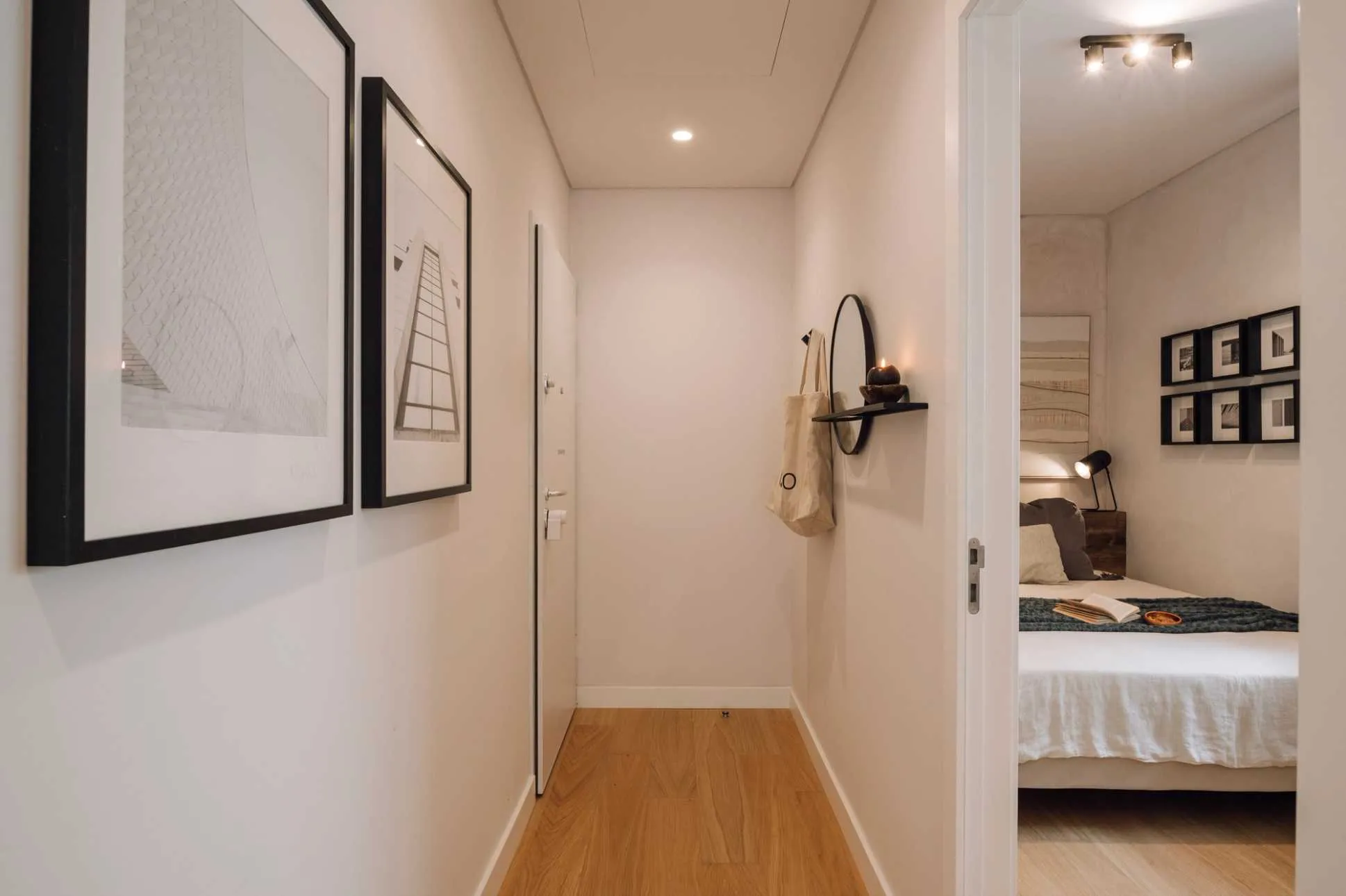 Spacious Lisbon Designer Flat With Pro Home Office & Ultra-fast Wifi For Remote Work #4