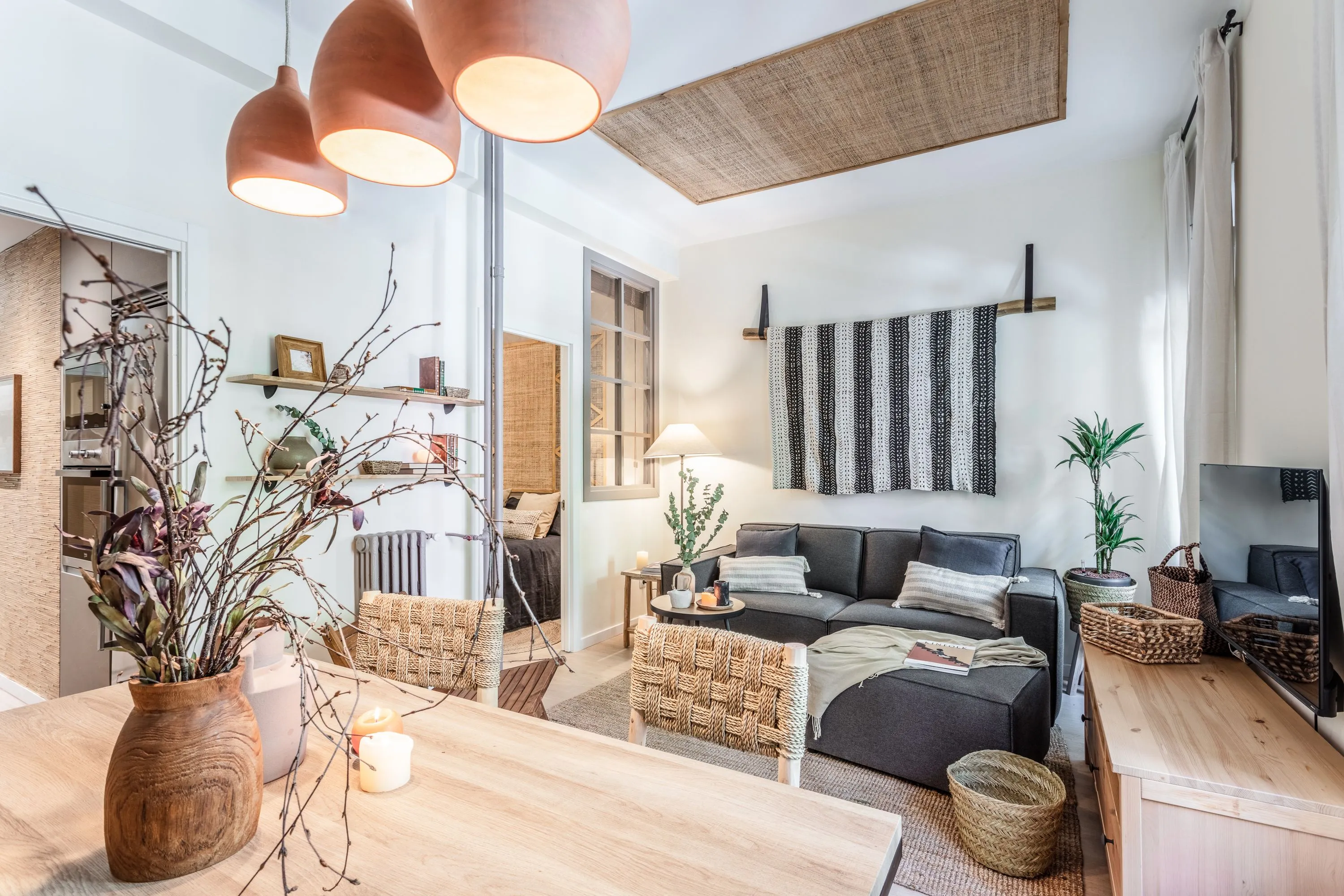 Impressive Madrid Flat With Ultra-fast Wifi & Dual Monitors For Remote Work Efficiency #2