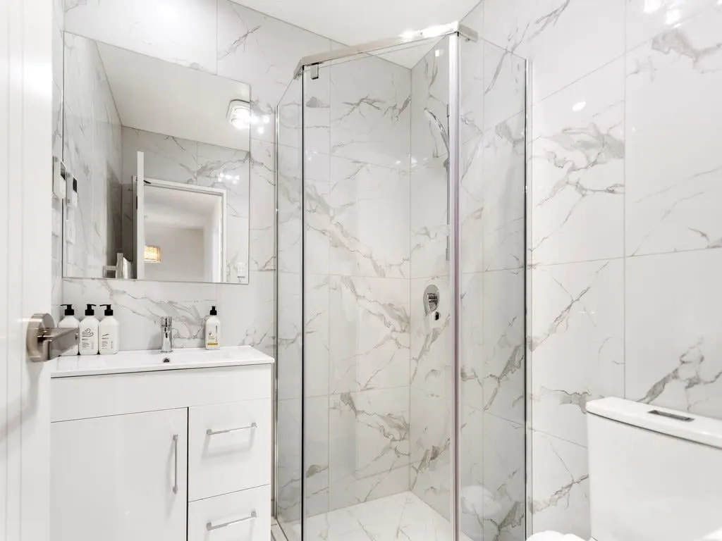 Sophisticated, Cozy 3-br Auckland Flat - Dedicated Home Office & High-speed Wifi #5