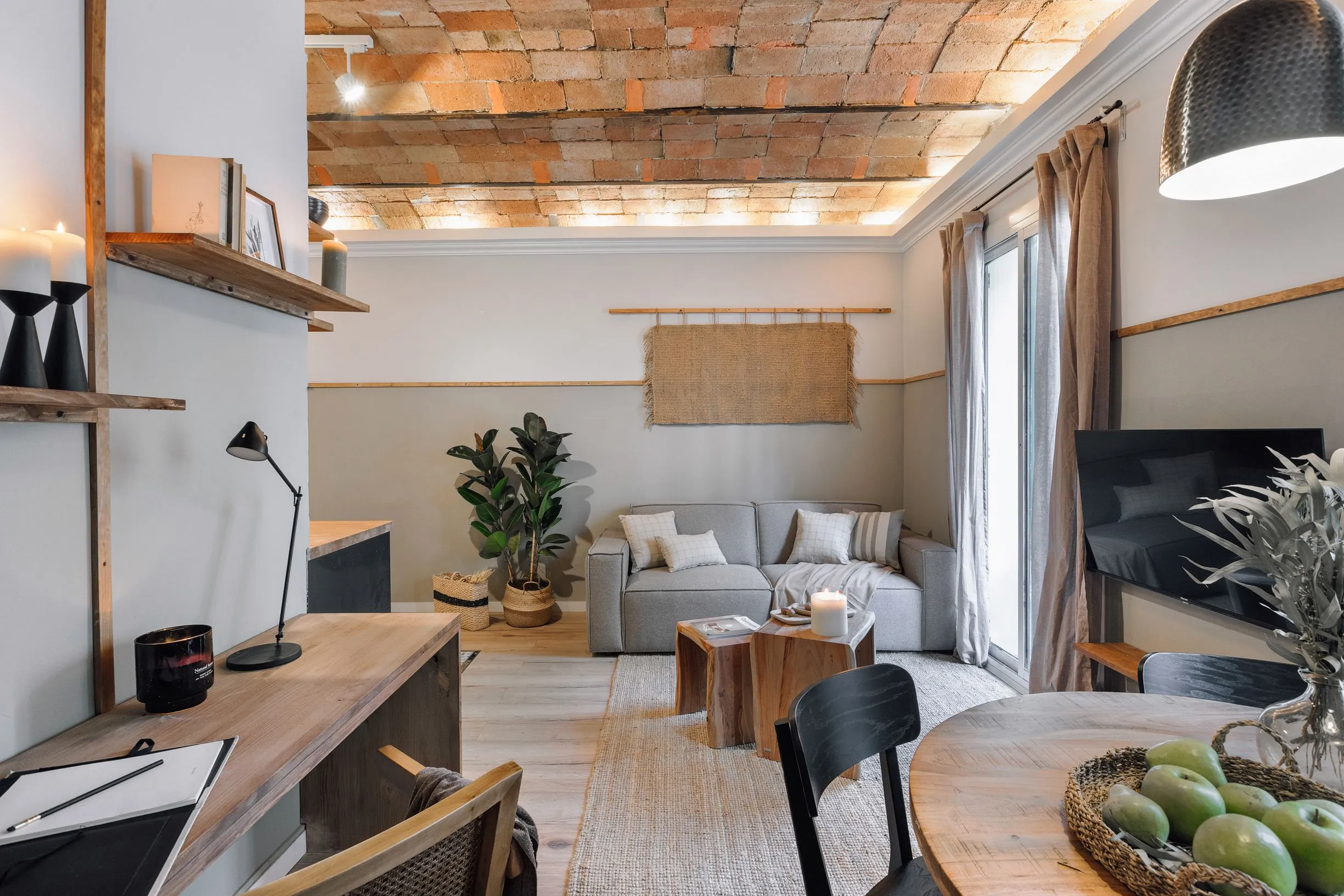 Curated 2-bed Flat With Private Office & Pro Tech For Remote Work In Barcelona #4