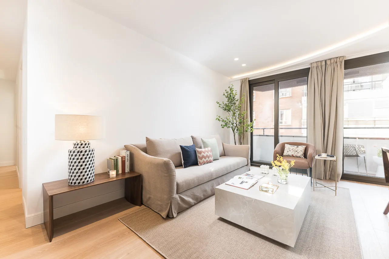 Spacious 2-br Flat For Remote Work In Madrid Salamanca - Home Office Ready #2