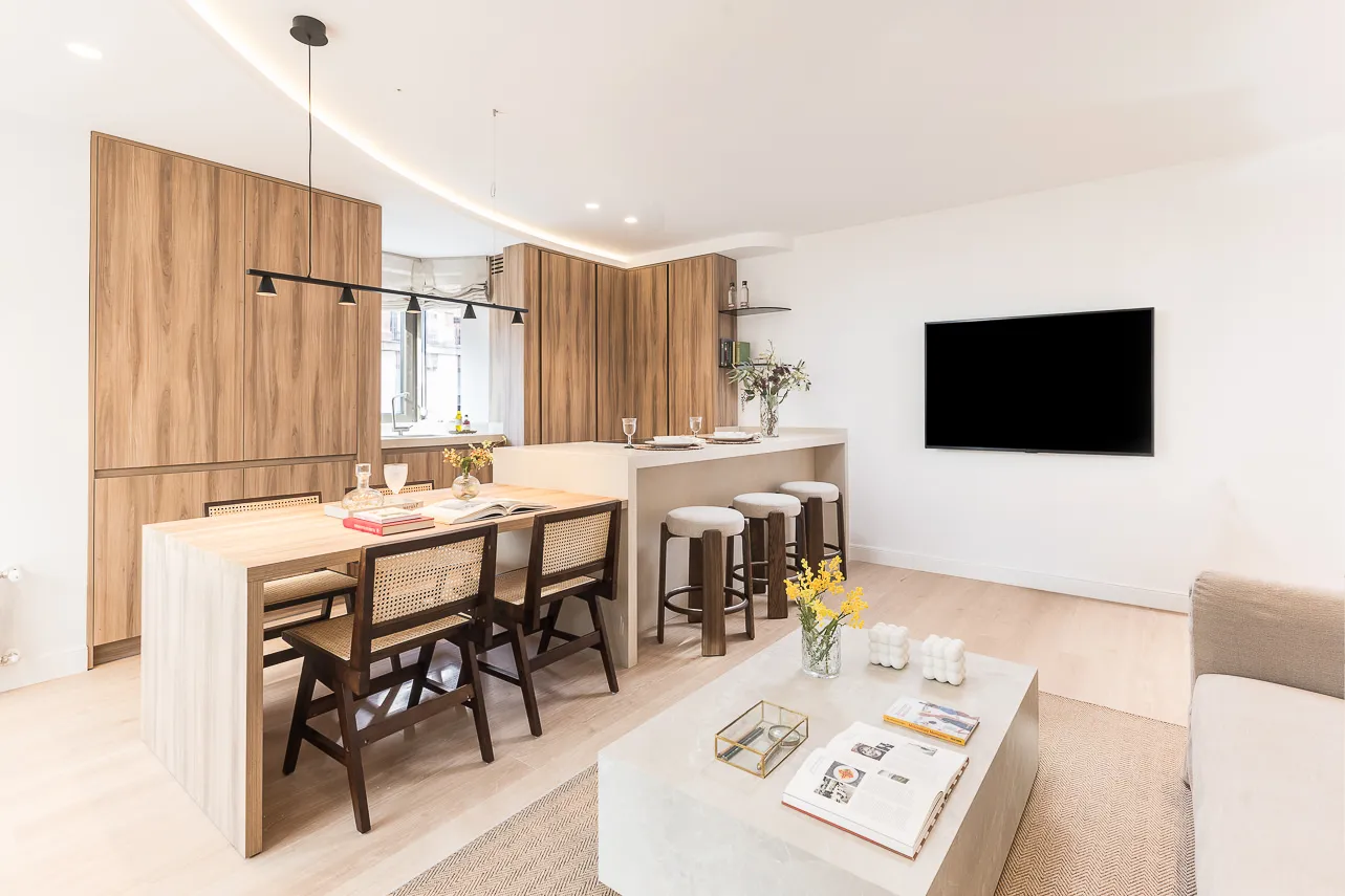 Spacious 2-br Flat For Remote Work In Madrid Salamanca - Home Office Ready #4