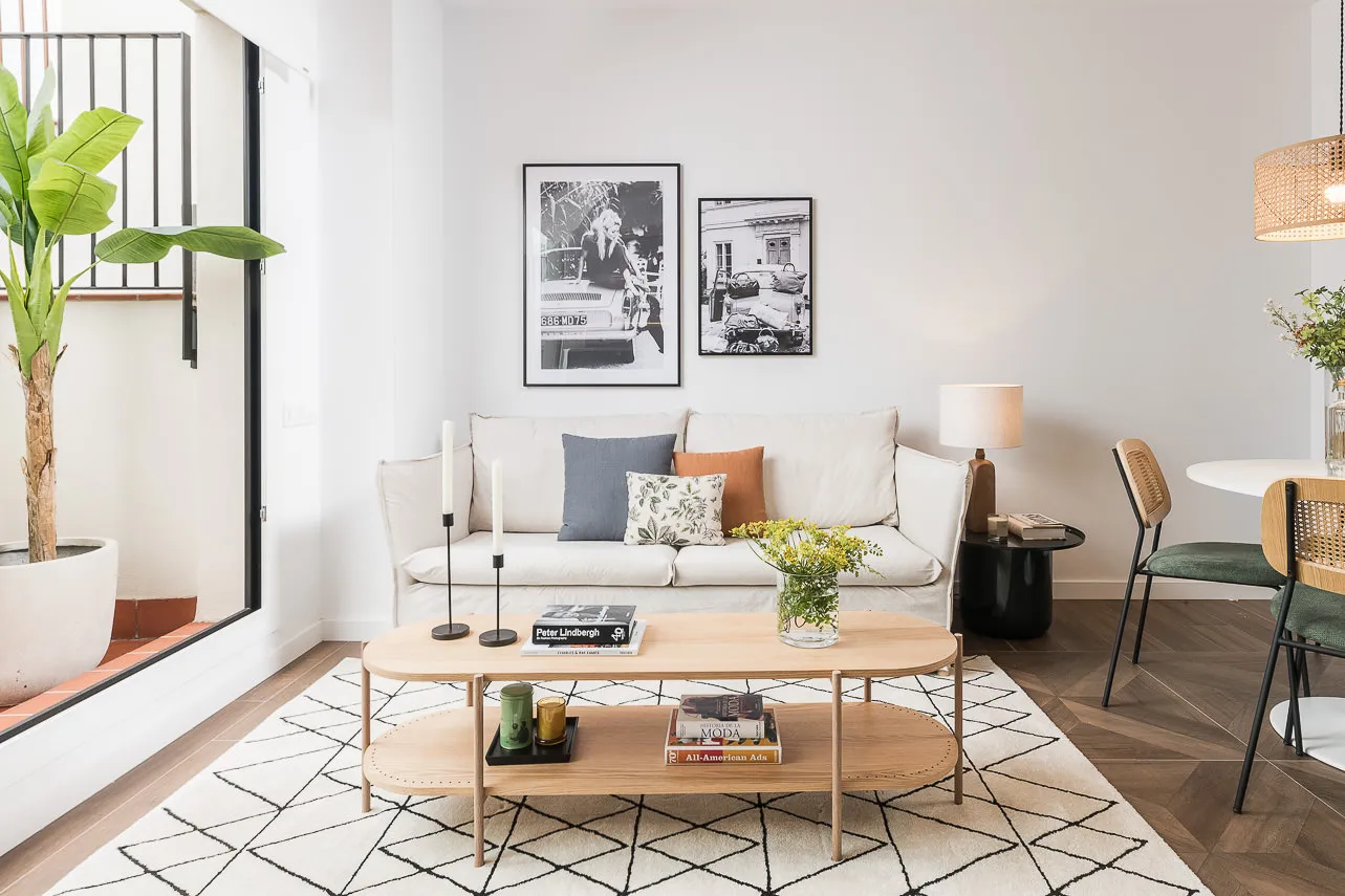 Contemporary 57m2 Barcelona Flat With Dedicated Home Office For Remote Work Efficiency #3